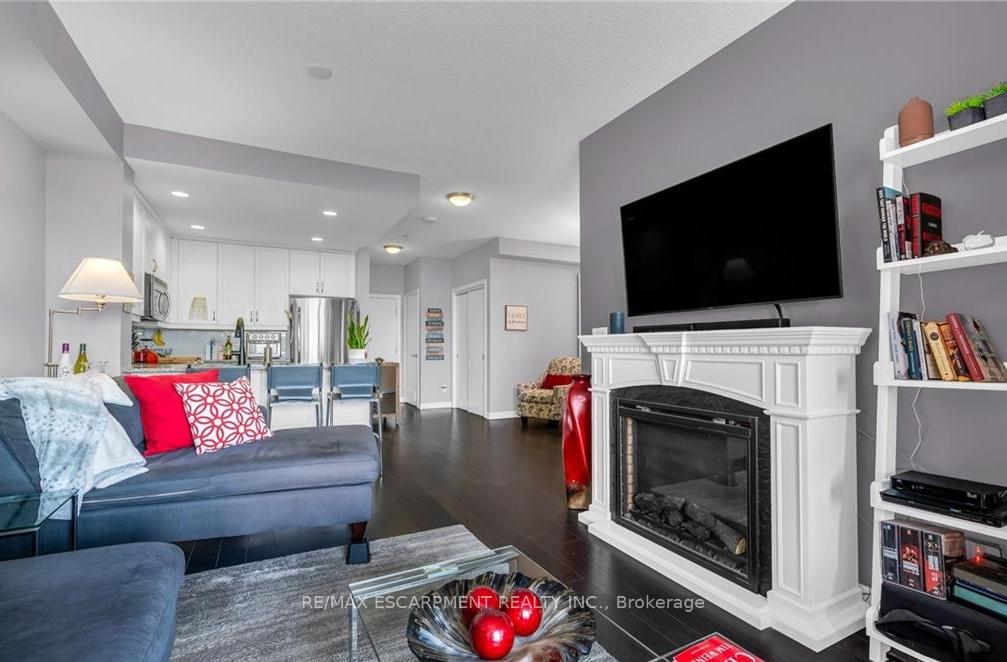 Photo 7 of Unit 1305, 551 Maple Avenue, Burlington, Brant — HOMEH