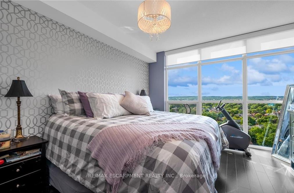 Photo 10 of Unit 1305, 551 Maple Avenue, Burlington, Brant — HOMEH
