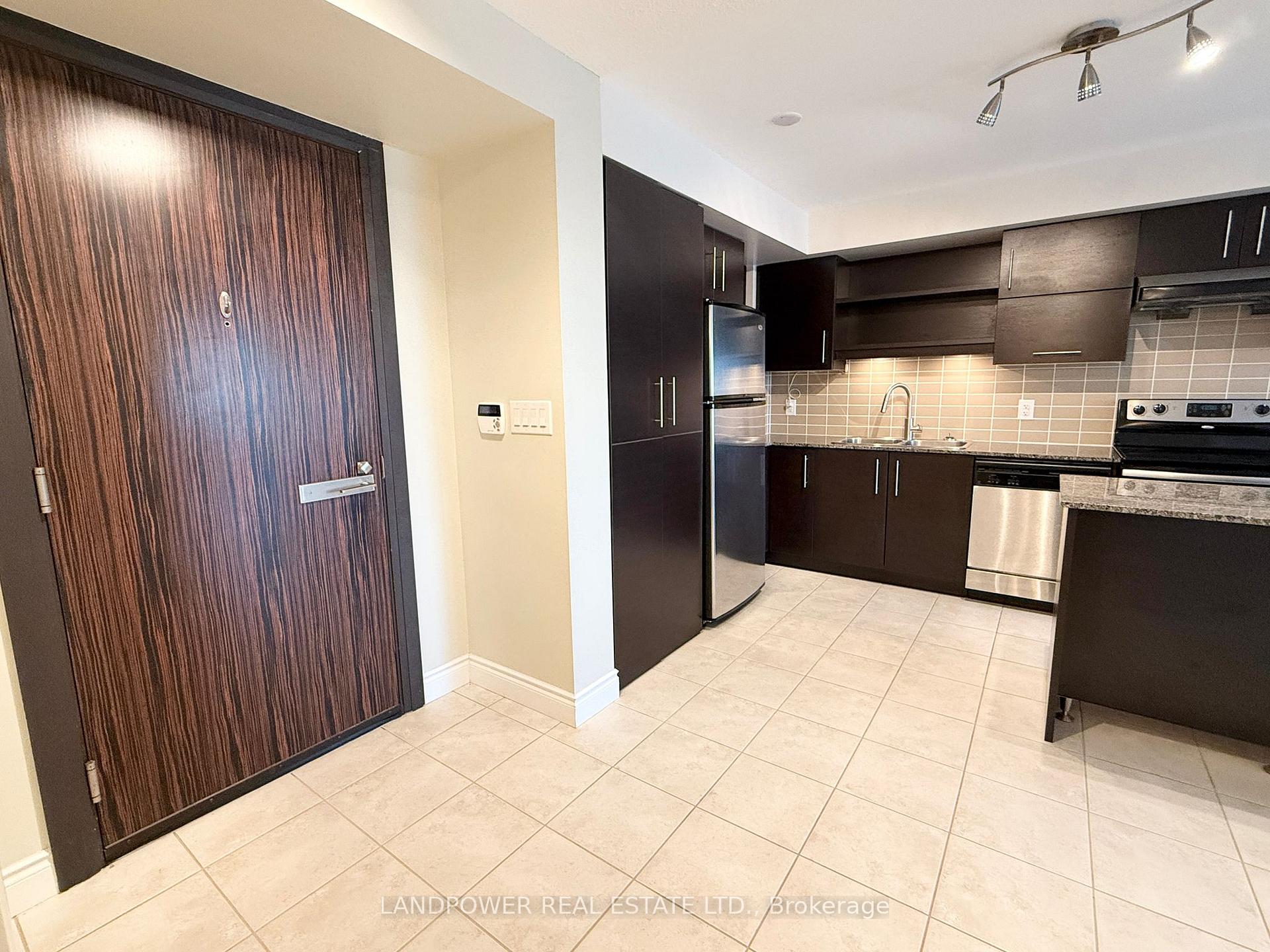Photo 2 of Unit 908, 273 South Park Road, Markham, Commerce Valley — HOMEH