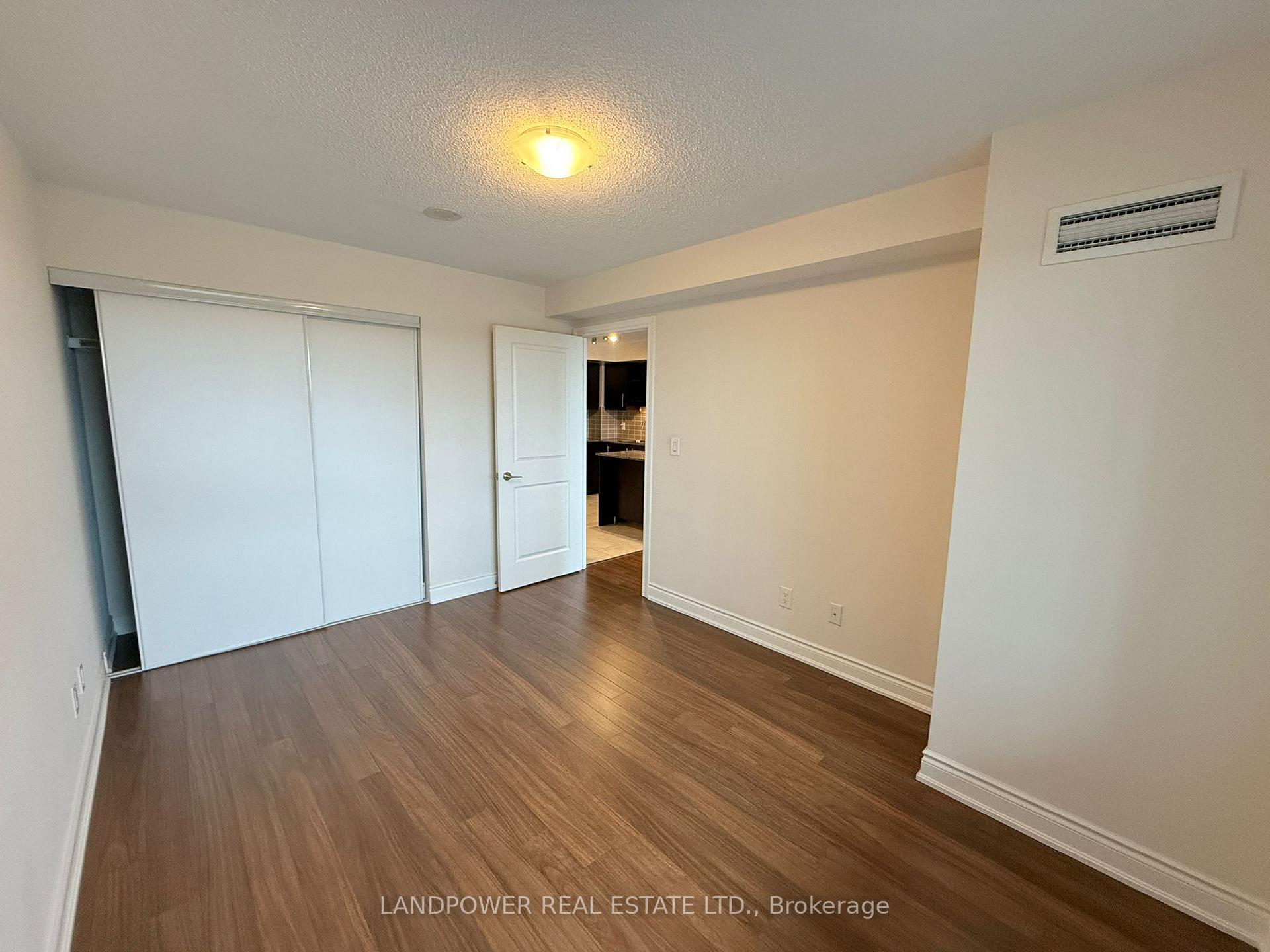 Photo 9 of Unit 908, 273 South Park Road, Markham, Commerce Valley — HOMEH
