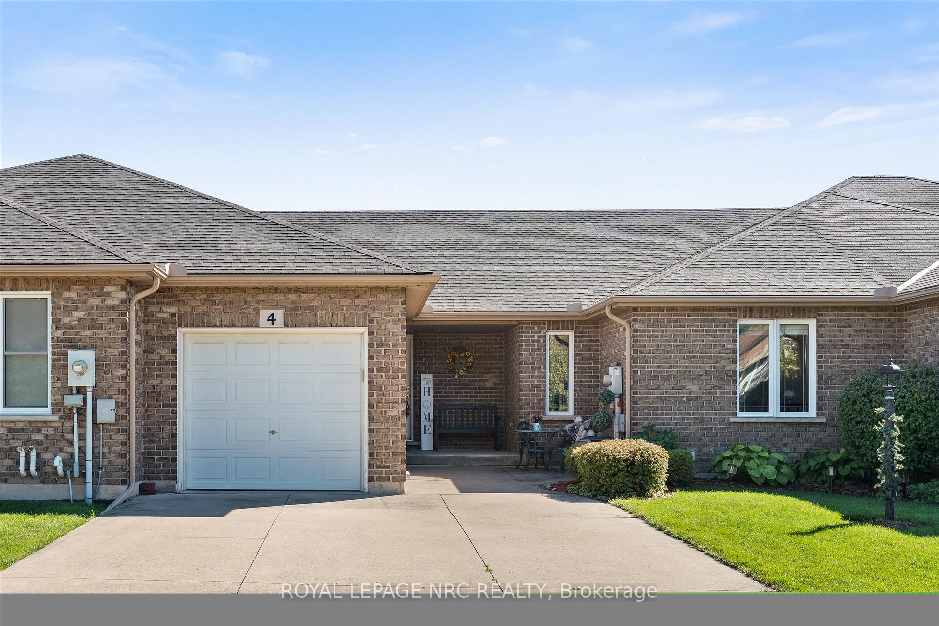 Photo 3 of 4 Avery Crescent, St. Catharines, Oakdale — HOMEH