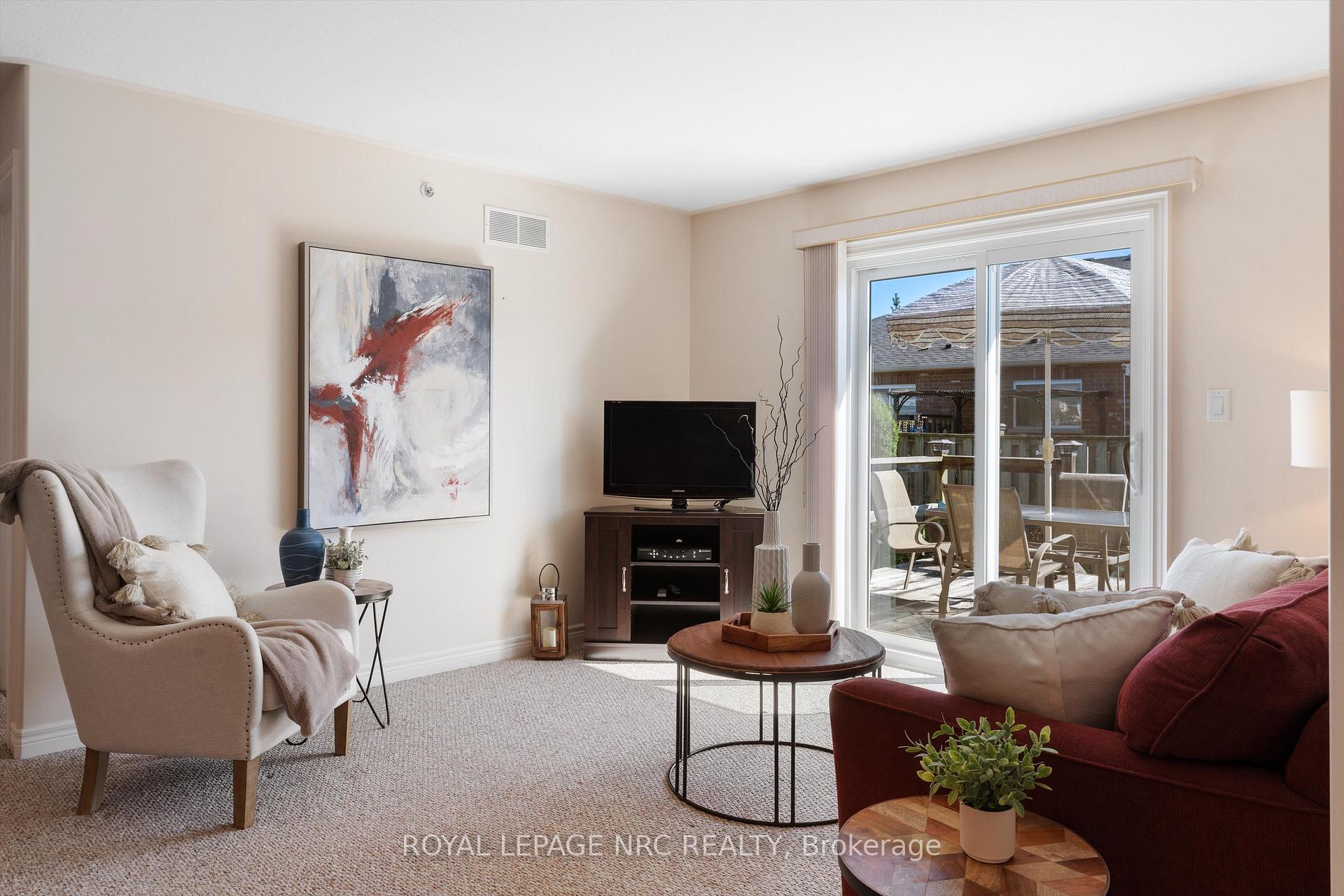 Photo 12 of 4 Avery Crescent, St. Catharines, Oakdale — HOMEH