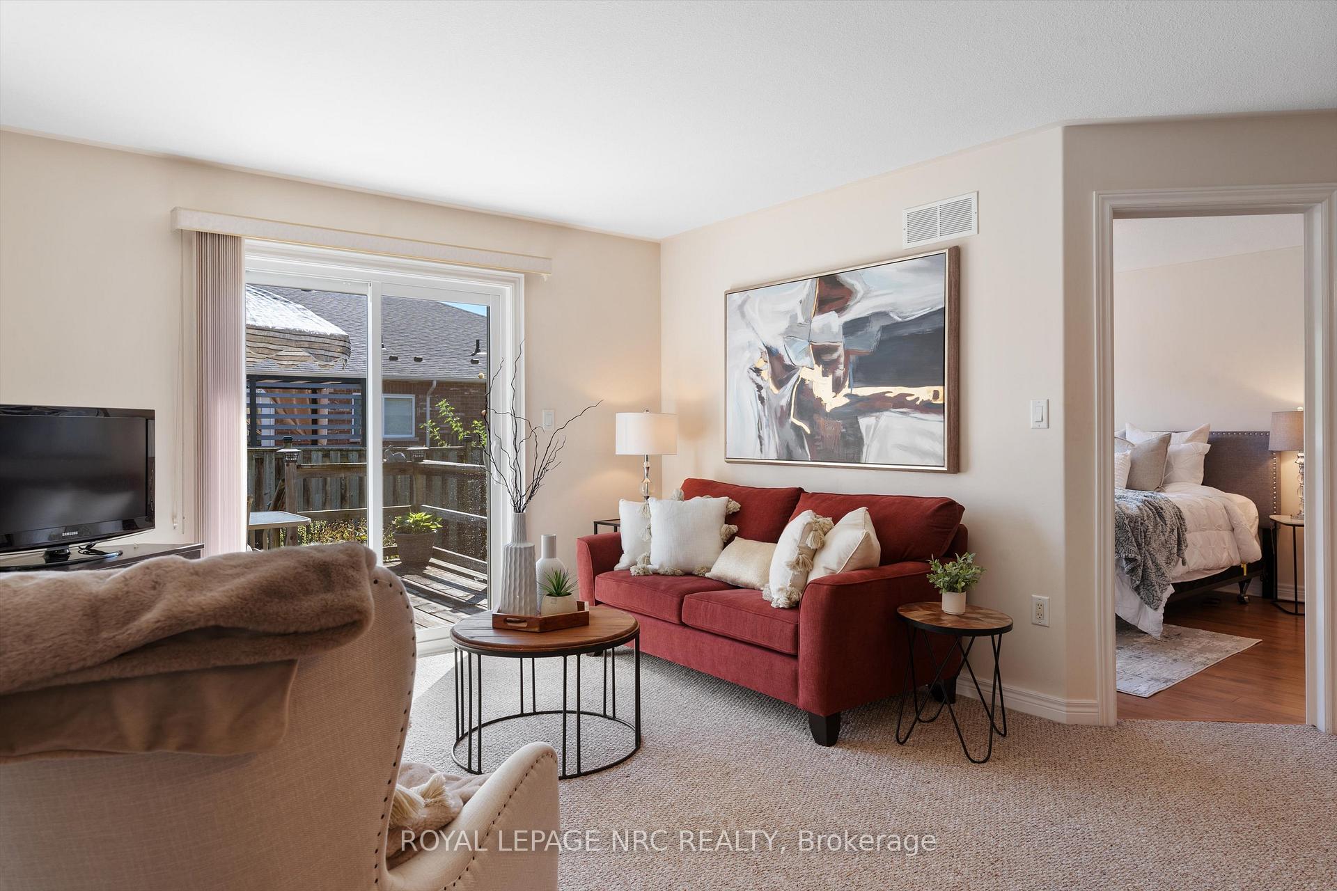 Photo 13 of 4 Avery Crescent, St. Catharines, Oakdale — HOMEH
