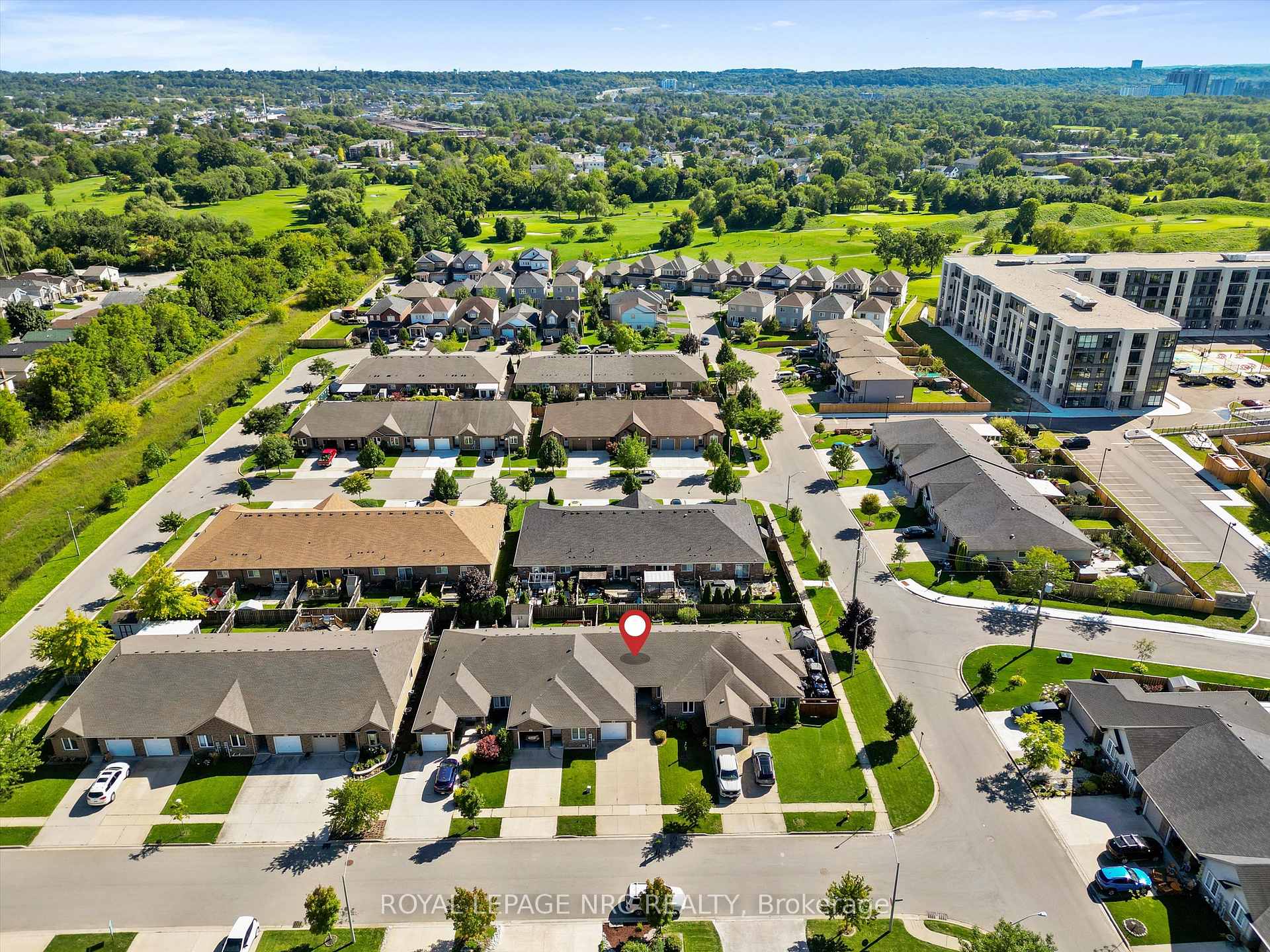 Photo 37 of 4 Avery Crescent, St. Catharines, Oakdale — HOMEH