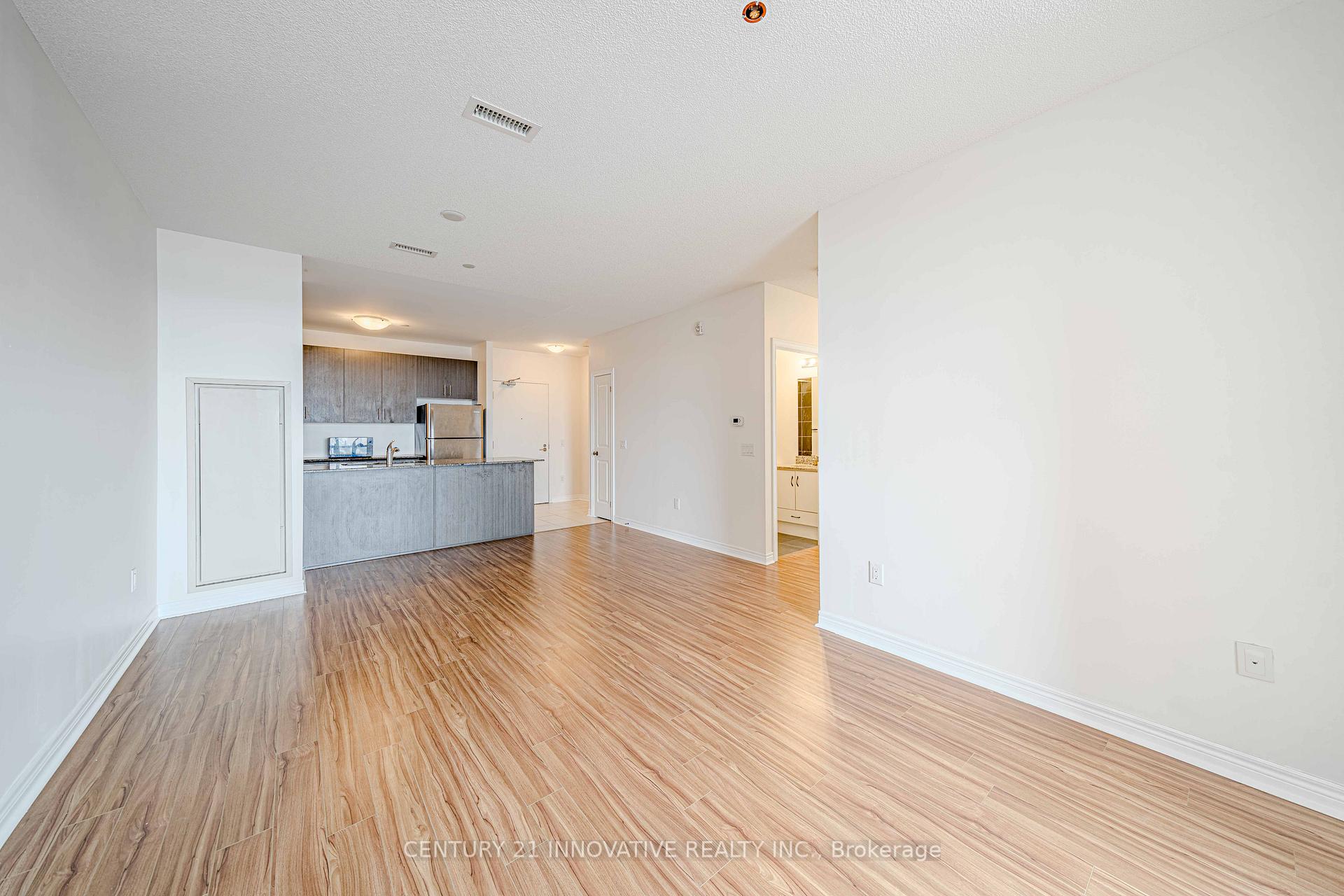 Photo 3 of Unit 413, 7325 Markham Road, Markham, Cedarwood — HOMEH
