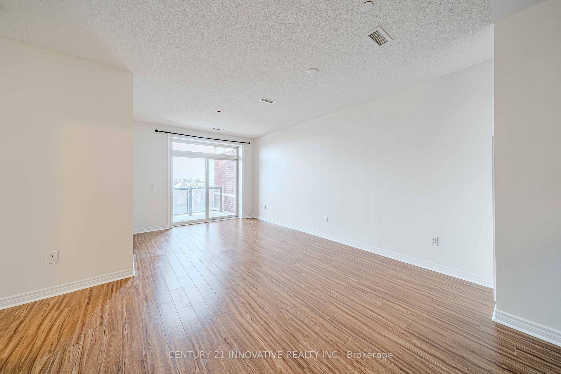 Photo 6 of Unit 413, 7325 Markham Road, Markham, Cedarwood — HOMEH