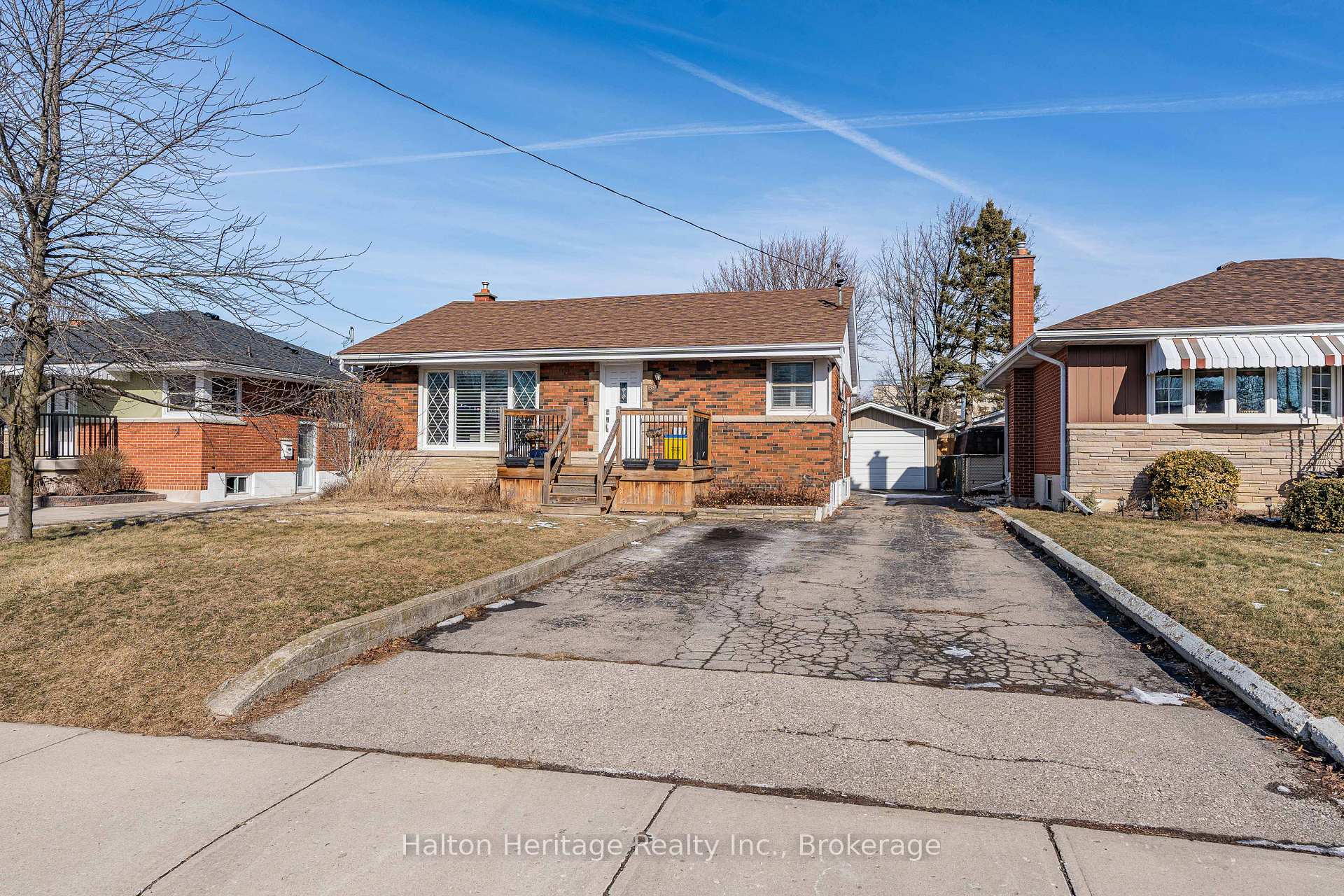 Photo 1 of 39 Wildewood Avenue, Hamilton, Huntington — HOMEH