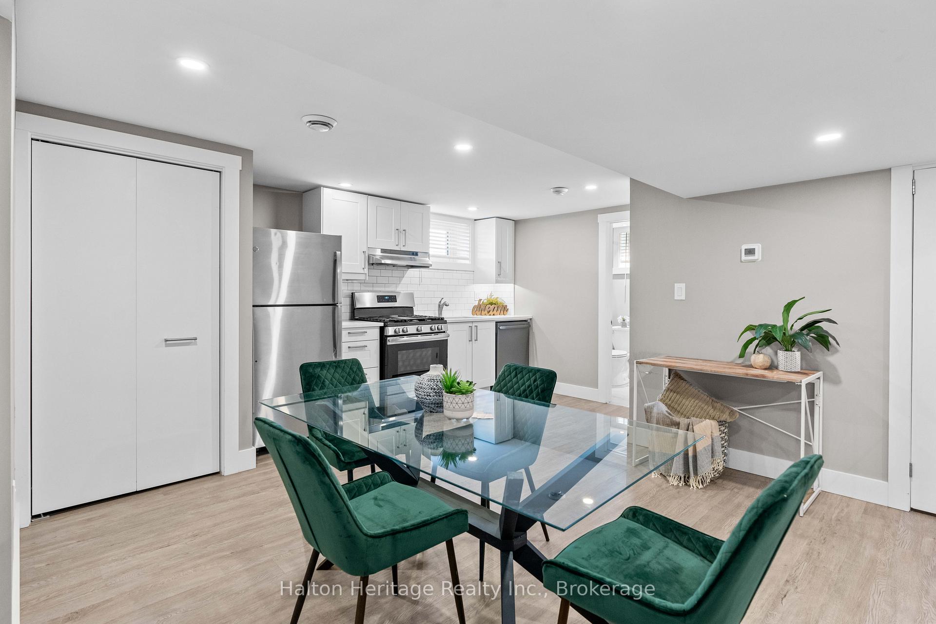 Photo 8 of 39 Wildewood Avenue, Hamilton, Huntington — HOMEH