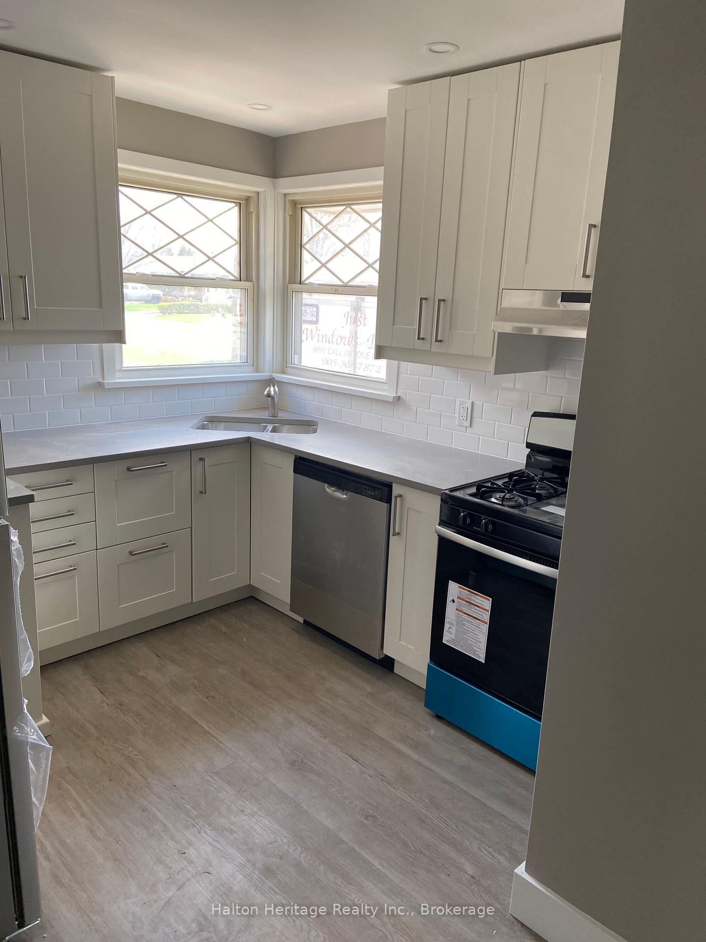 Photo 19 of 39 Wildewood Avenue, Hamilton, Huntington — HOMEH