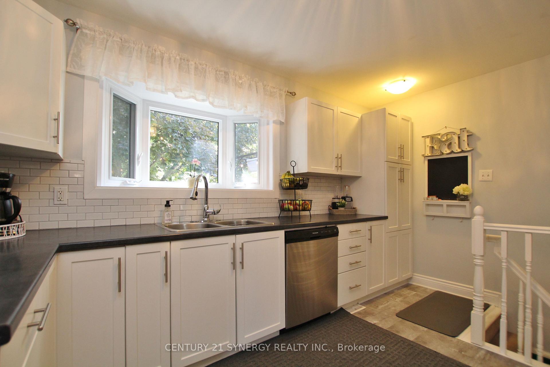 Photo 9 of 6164 Ottawa Street, Ottawa, Richmond — HOMEH