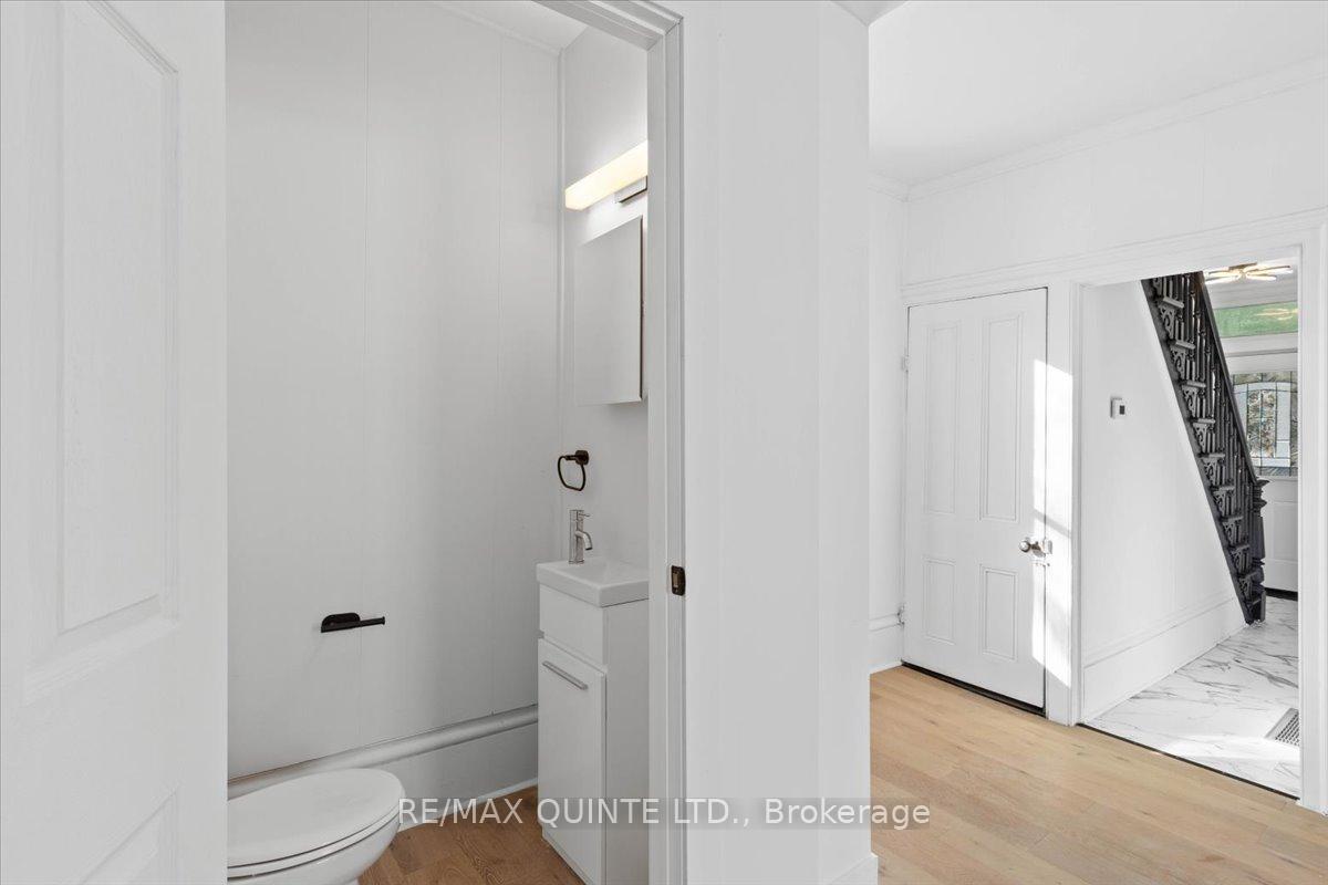 Photo 16 of 171 Front Street W, Stirling-Rawdon, Stirling Ward — HOMEH