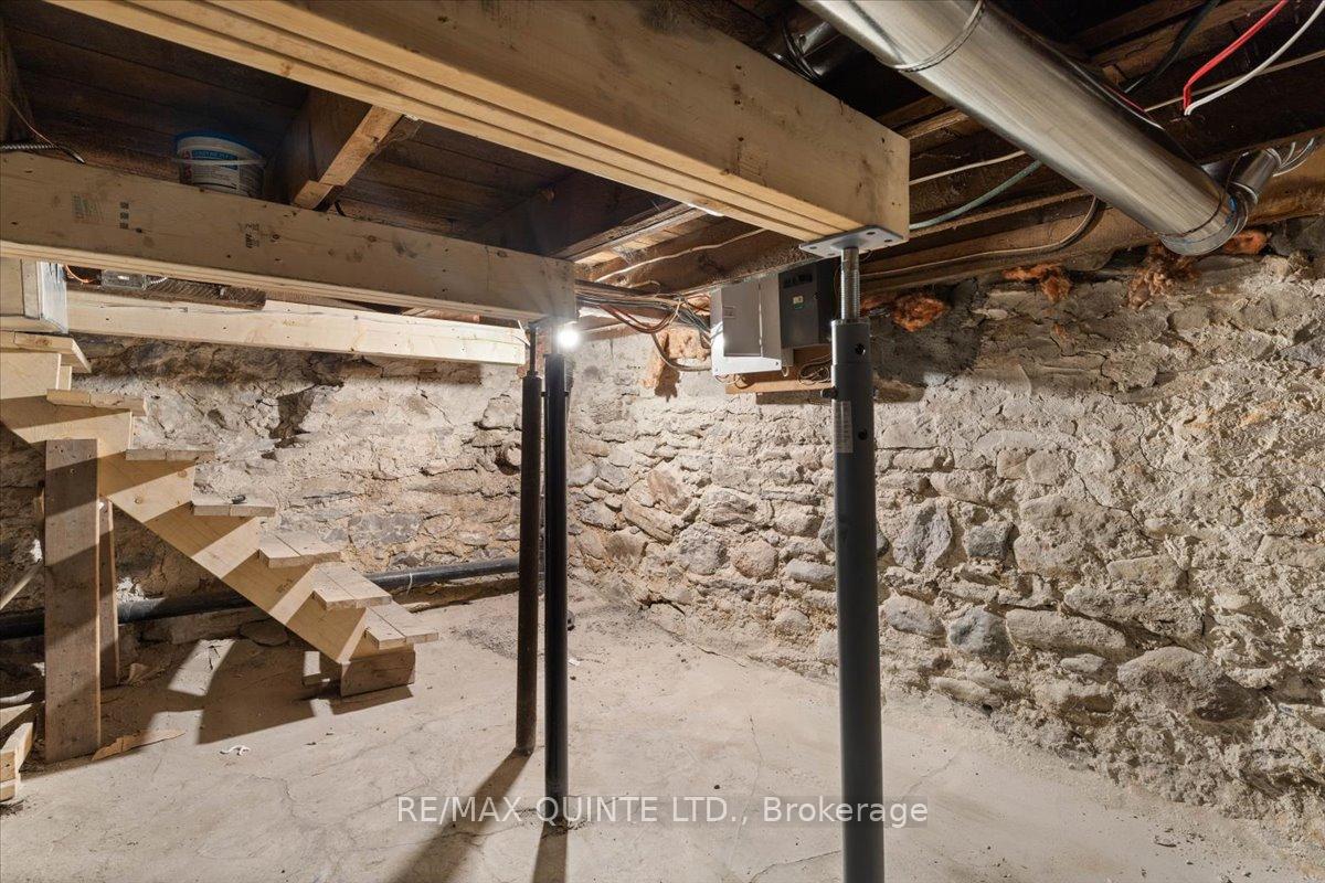 Photo 34 of 171 Front Street W, Stirling-Rawdon, Stirling Ward — HOMEH
