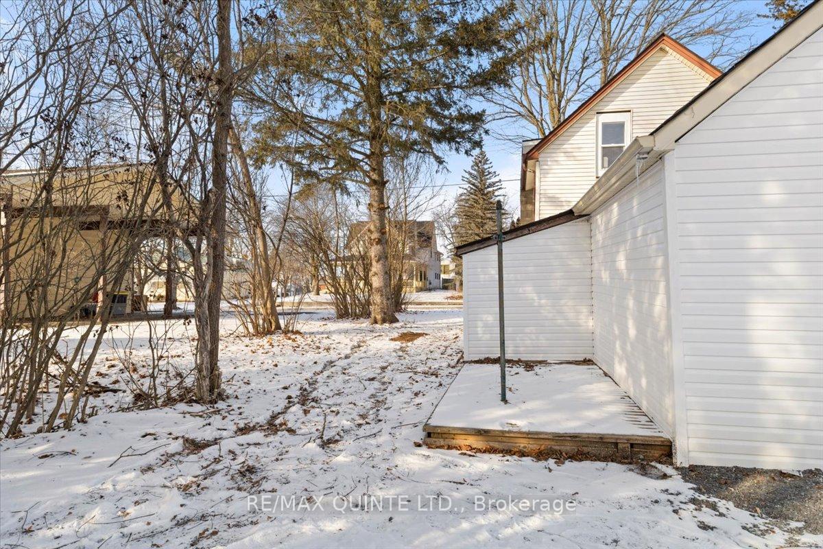Photo 36 of 171 Front Street W, Stirling-Rawdon, Stirling Ward — HOMEH