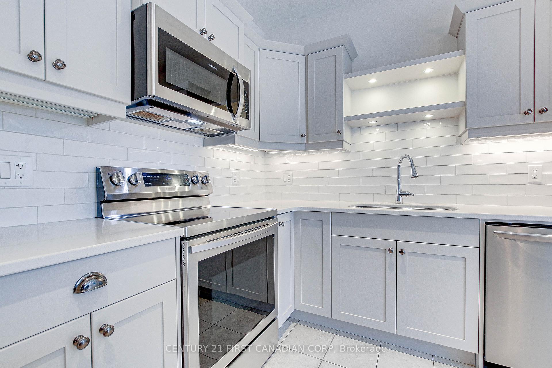 Photo 9 of 64 Renaissance Drive, St. Thomas — HOMEH