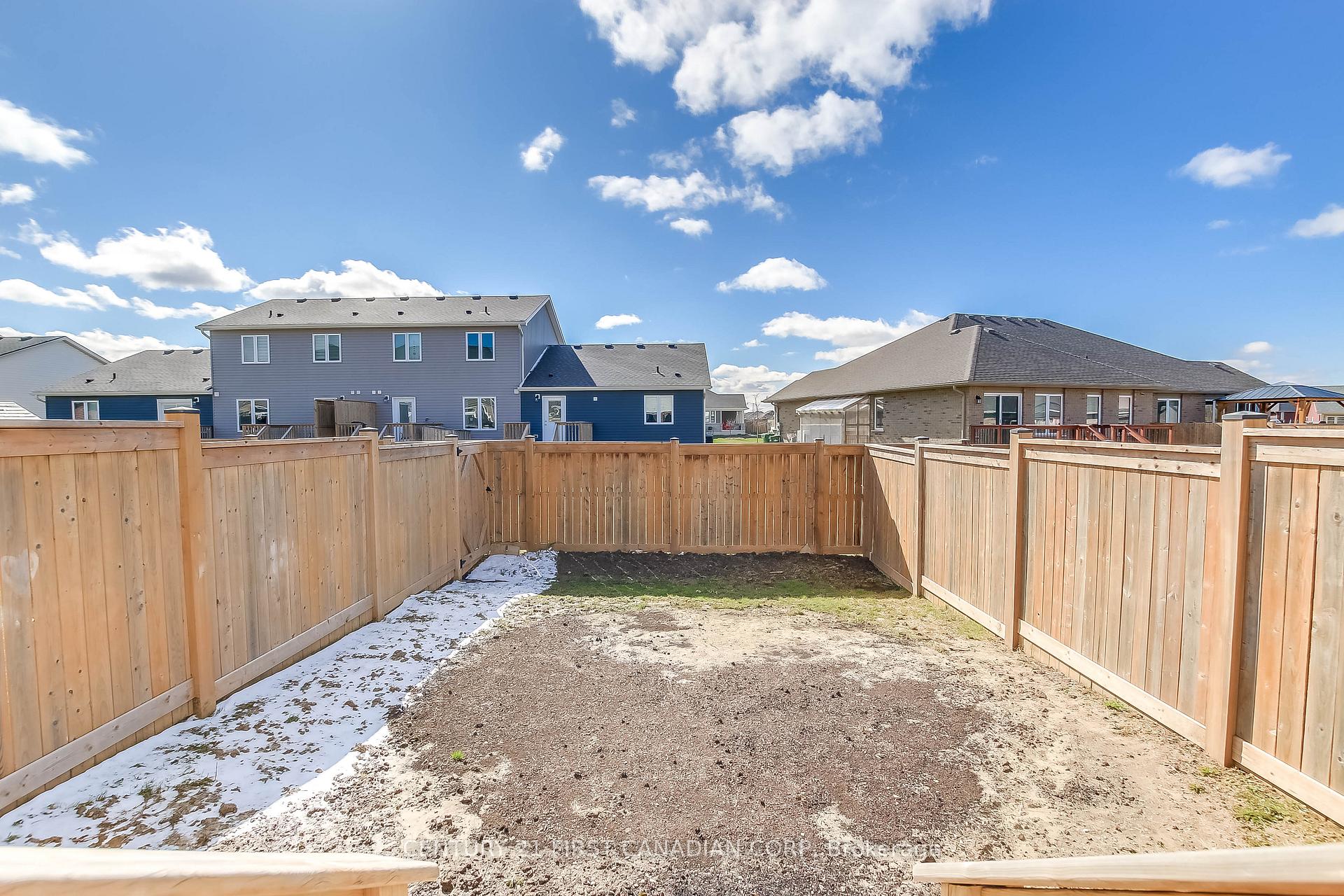 Photo 30 of 64 Renaissance Drive, St. Thomas — HOMEH