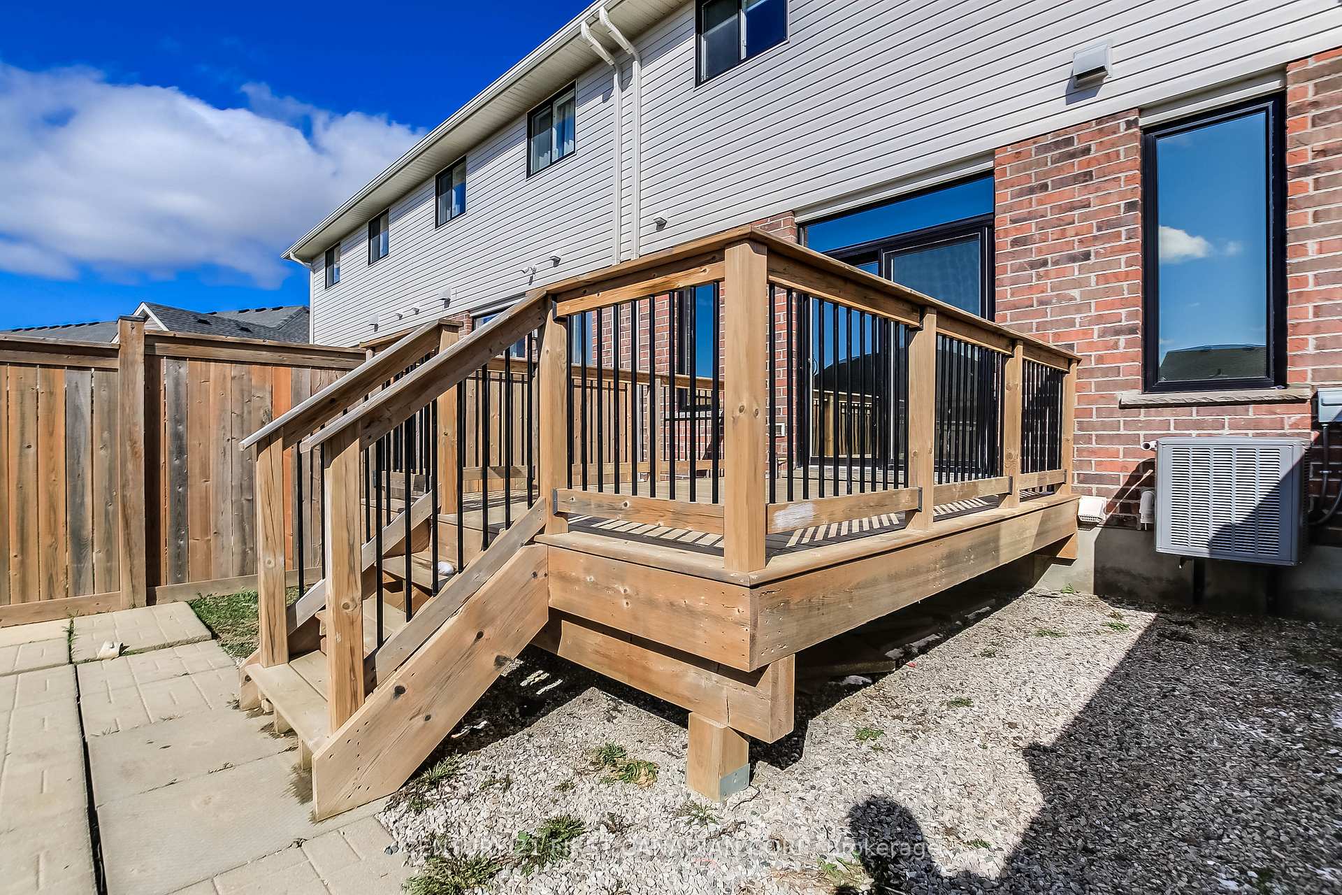 Photo 32 of 64 Renaissance Drive, St. Thomas — HOMEH