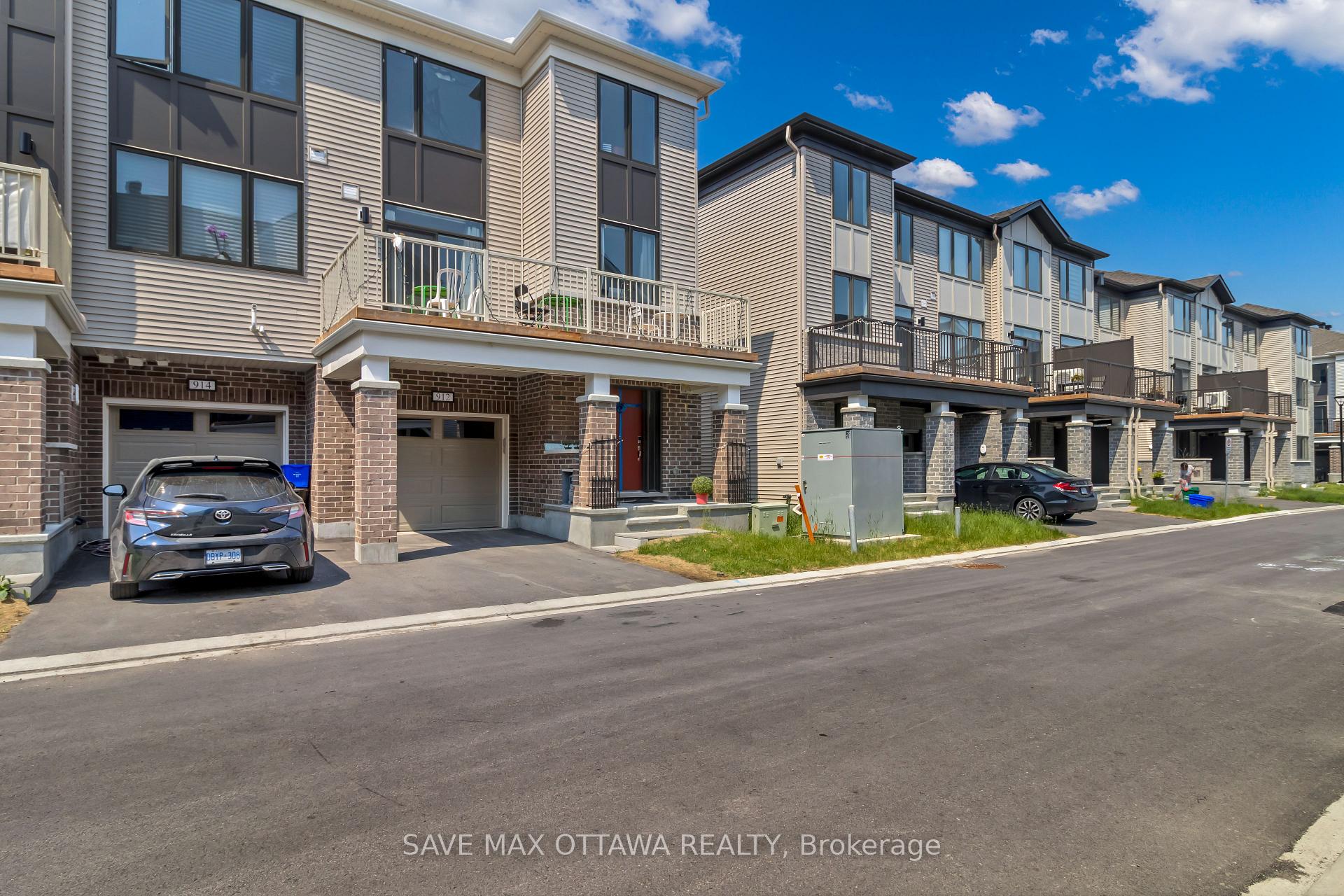Photo 7 of 912 Nova Private, Ottawa, Barrhaven - Half Moon Bay — HOMEH