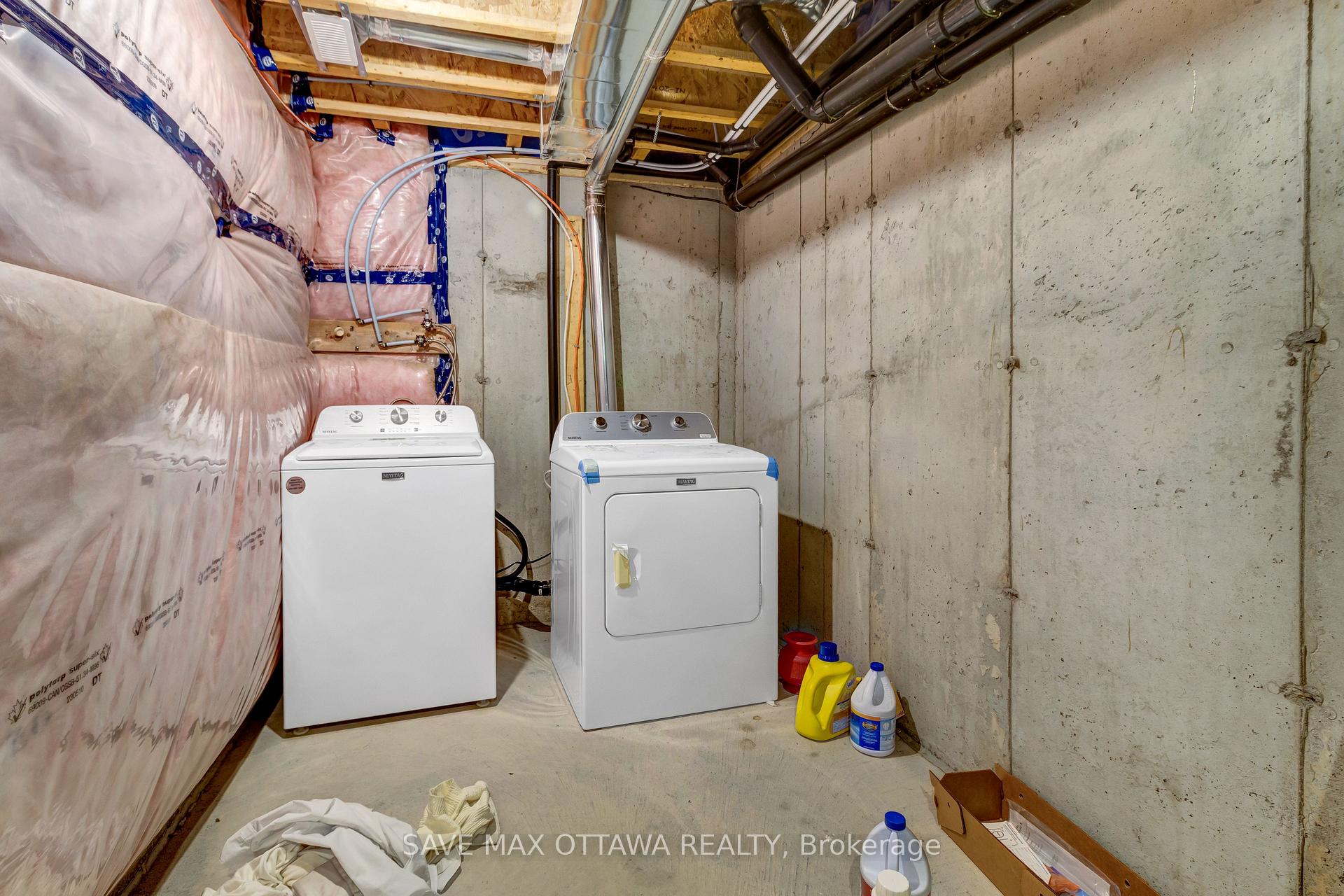 Photo 34 of 912 Nova Private, Ottawa, Barrhaven - Half Moon Bay — HOMEH