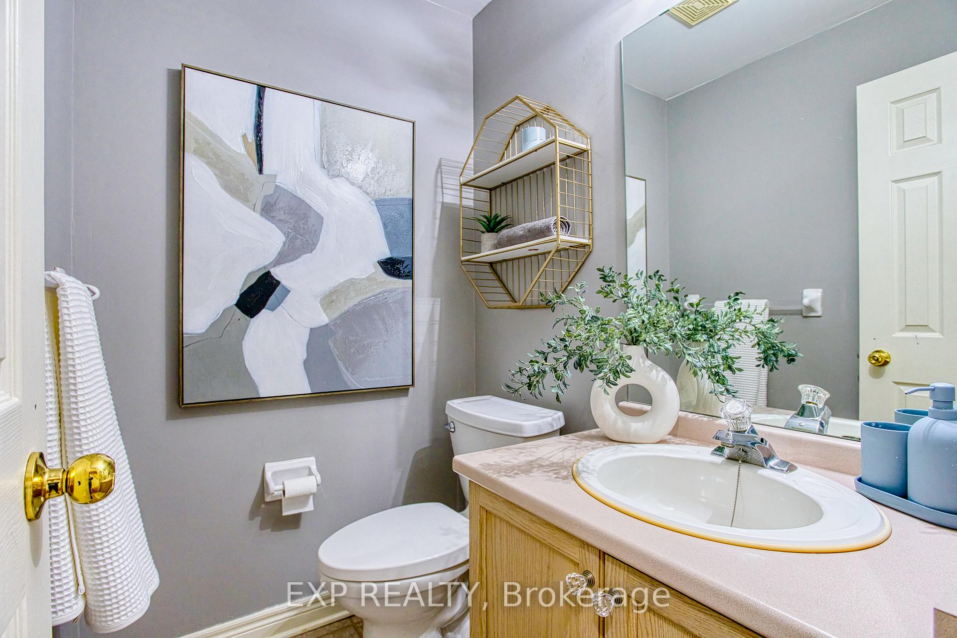 Photo 7 of 35 Stevenson Street, Hamilton, Ancaster — HOMEH