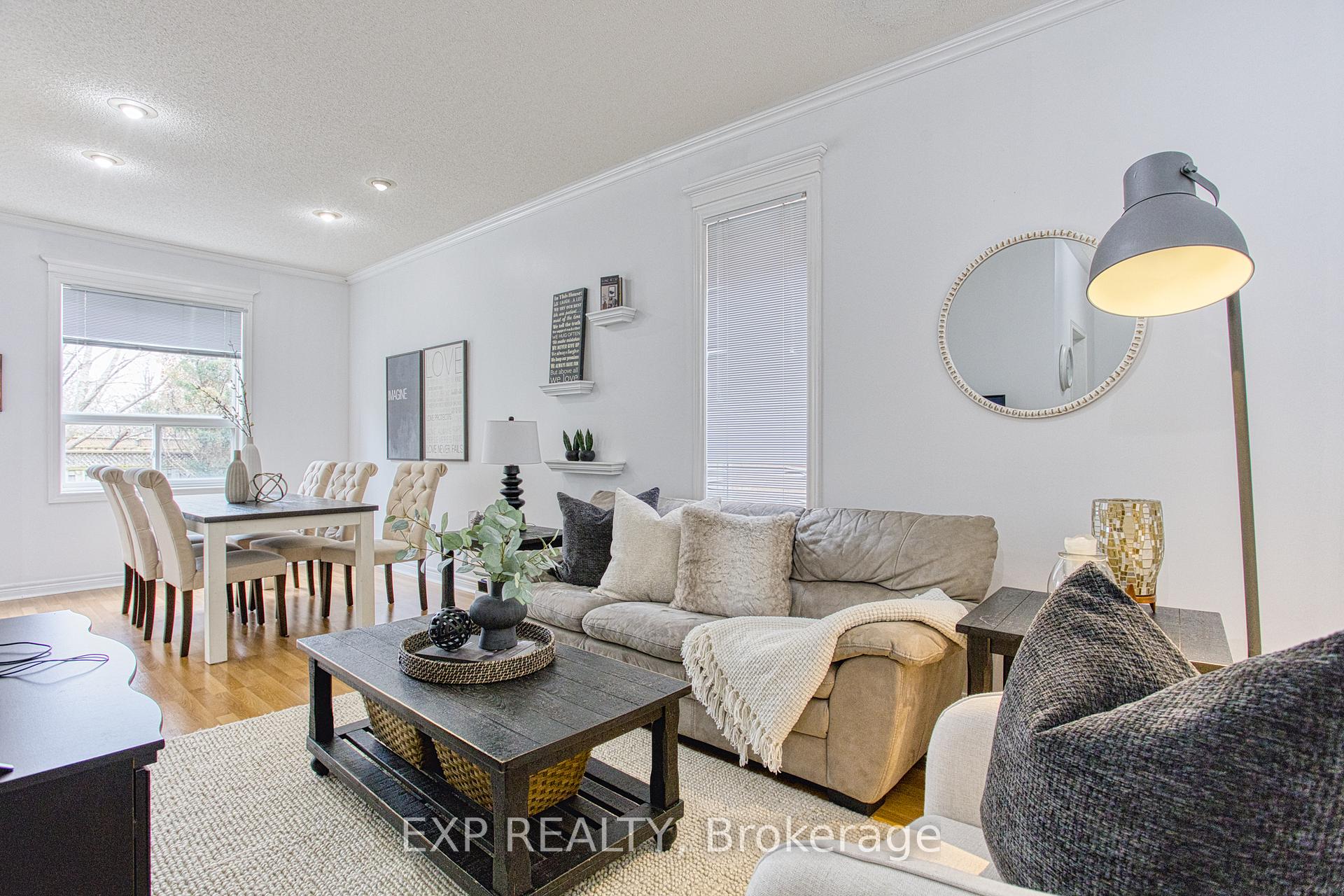 Photo 8 of 35 Stevenson Street, Hamilton, Ancaster — HOMEH