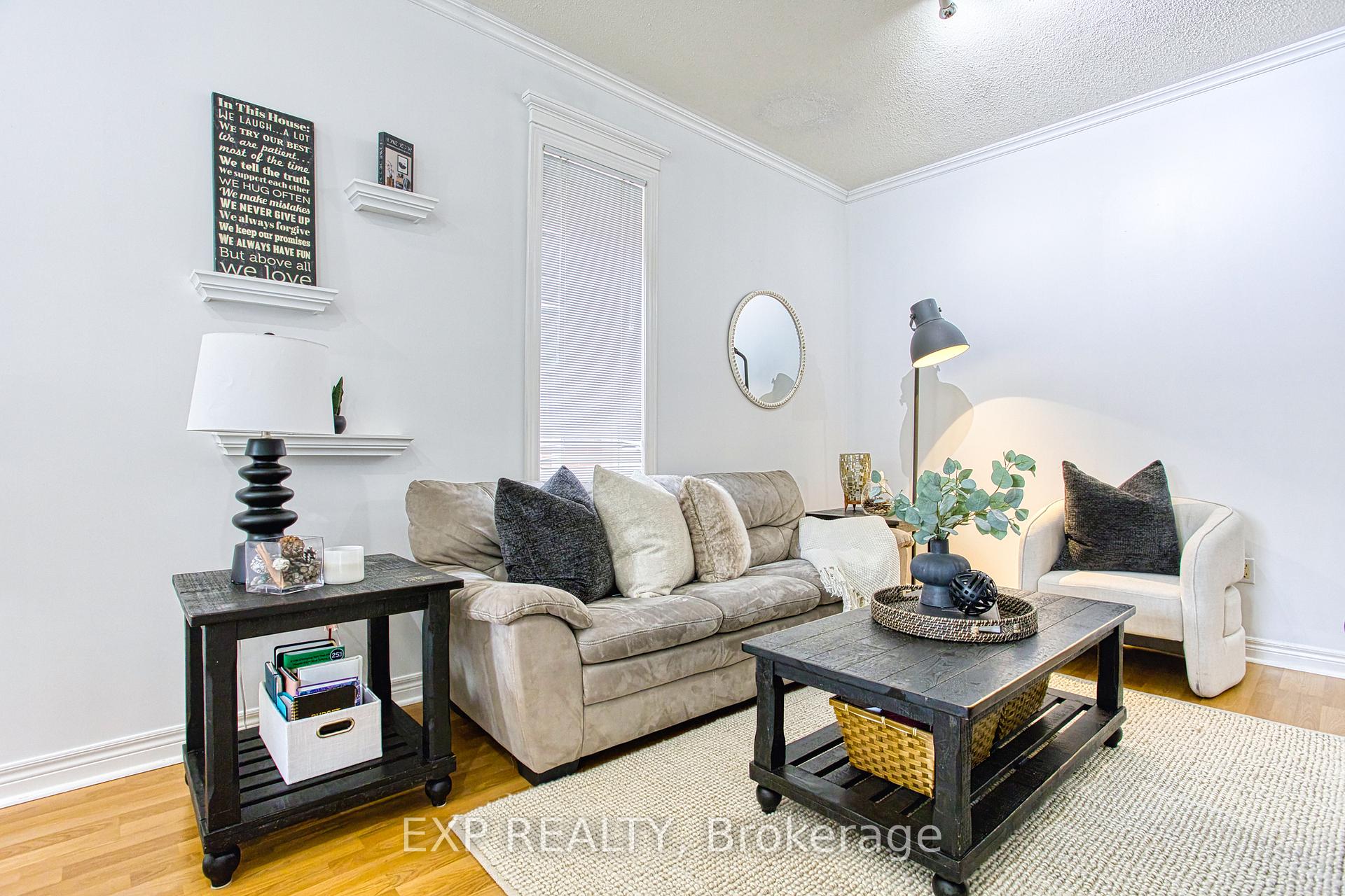 Photo 9 of 35 Stevenson Street, Hamilton, Ancaster — HOMEH