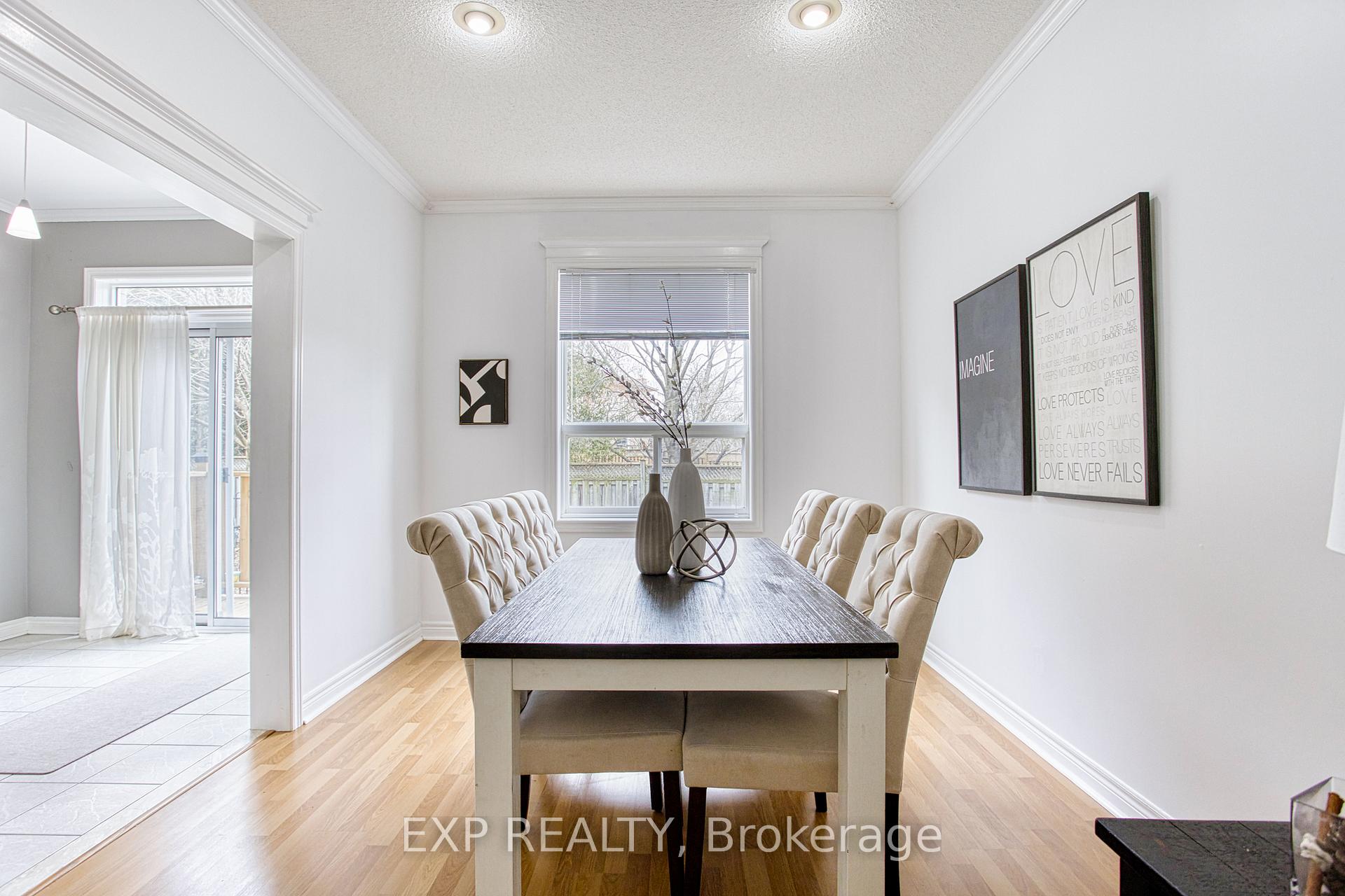 Photo 11 of 35 Stevenson Street, Hamilton, Ancaster — HOMEH