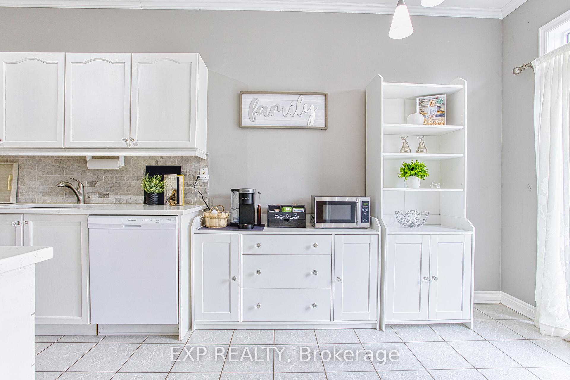 Photo 14 of 35 Stevenson Street, Hamilton, Ancaster — HOMEH