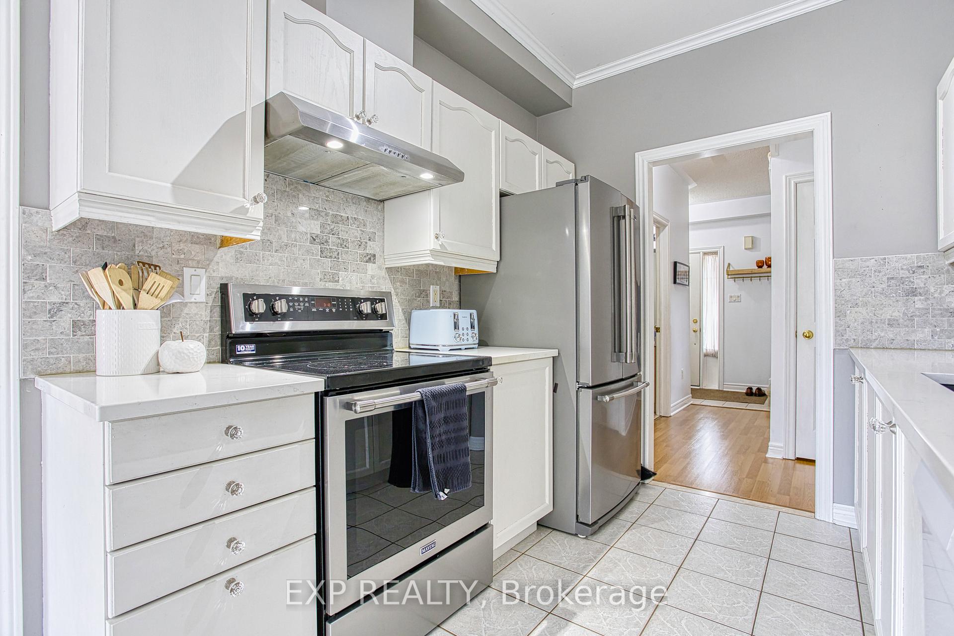 Photo 16 of 35 Stevenson Street, Hamilton, Ancaster — HOMEH