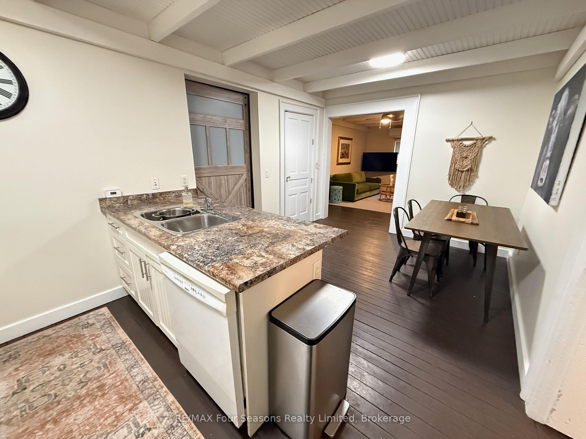 Photo 15 of Unit 1, 223 Sixth Street, Collingwood — HOMEH