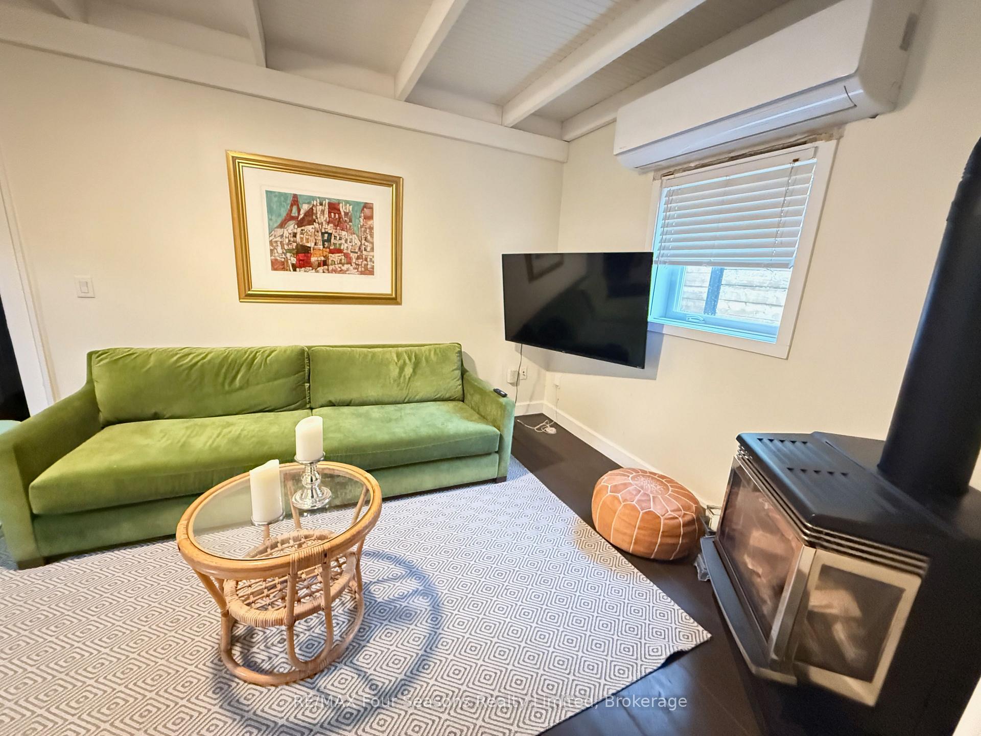 Photo 13 of Unit 1, 223 Sixth Street, Collingwood — HOMEH