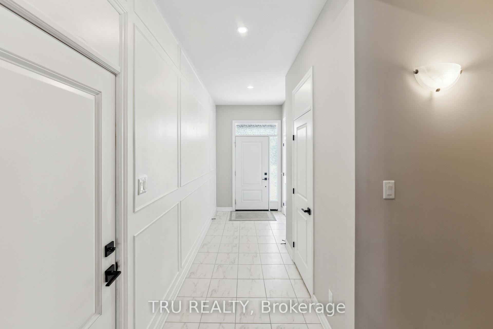 Photo 2 of 554 Edenwylde Drive, Ottawa, Remainder of Stittsville & Area — HOMEH