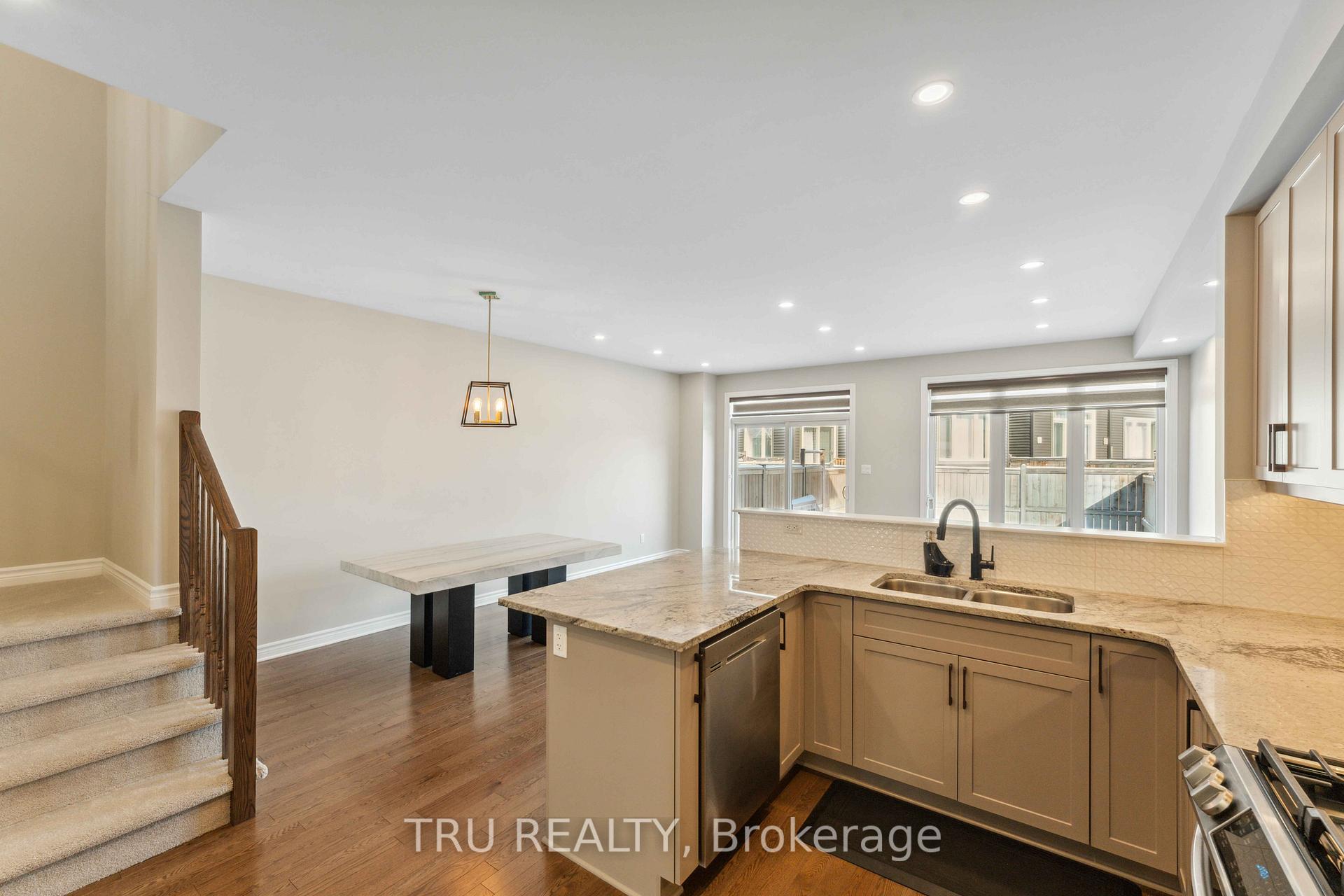 Photo 5 of 554 Edenwylde Drive, Ottawa, Remainder of Stittsville & Area — HOMEH