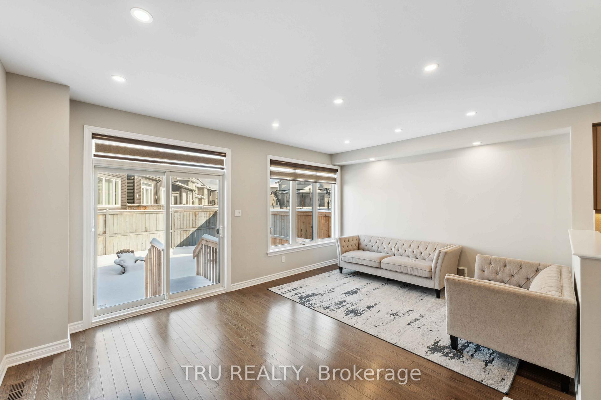Photo 9 of 554 Edenwylde Drive, Ottawa, Remainder of Stittsville & Area — HOMEH