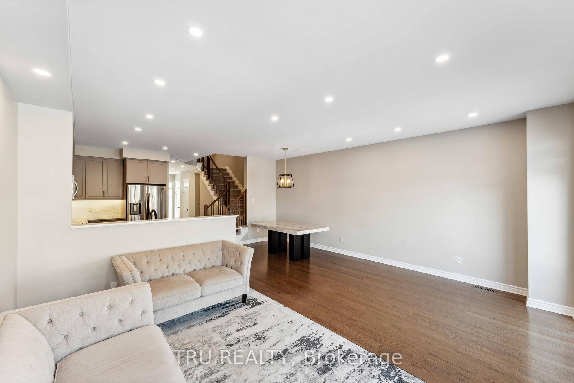 Photo 12 of 554 Edenwylde Drive, Ottawa, Remainder of Stittsville & Area — HOMEH