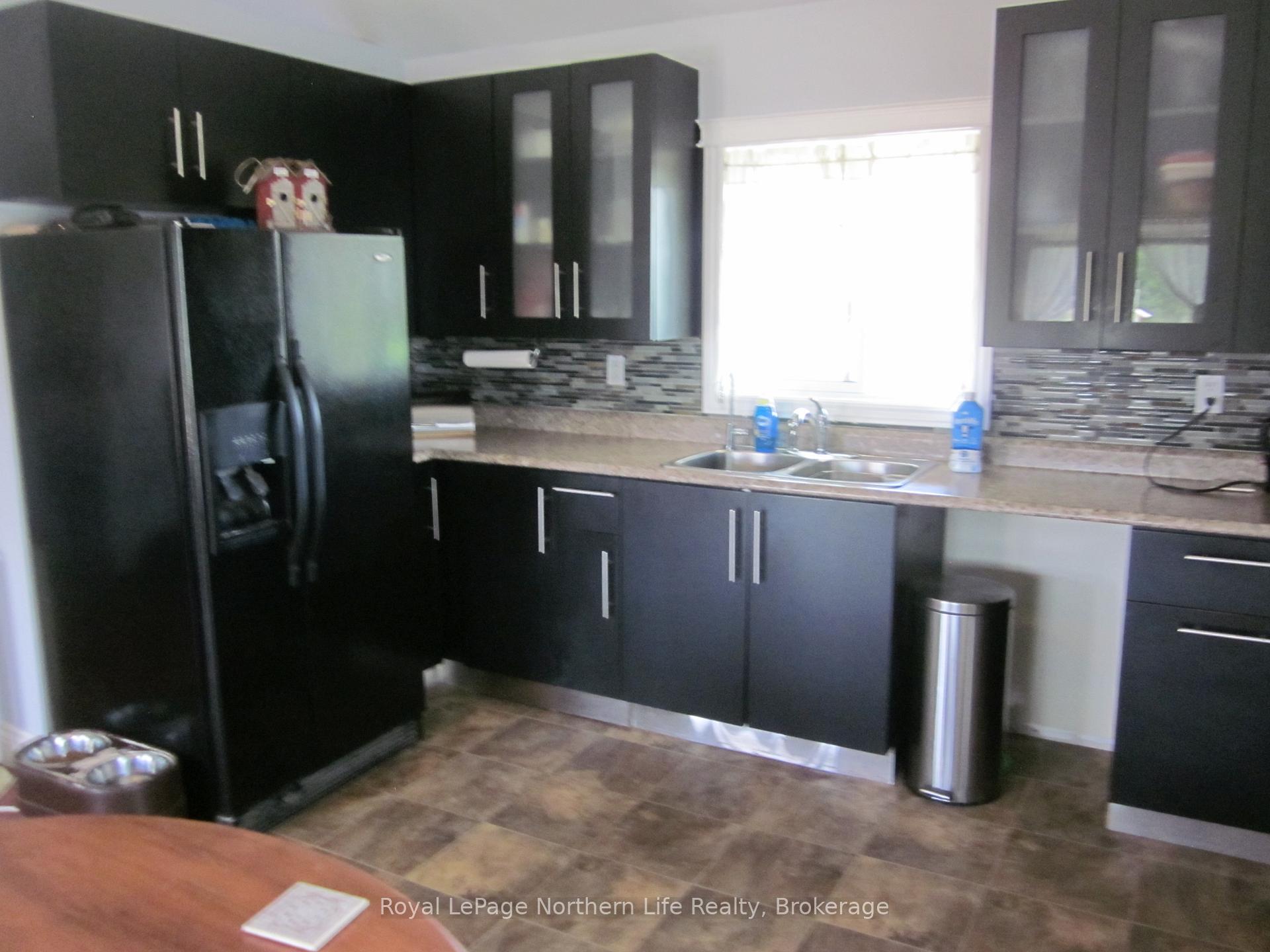 Photo 11 of 2131 Papineau Road E, Papineau-Cameron, Papineau Cameron — HOMEH