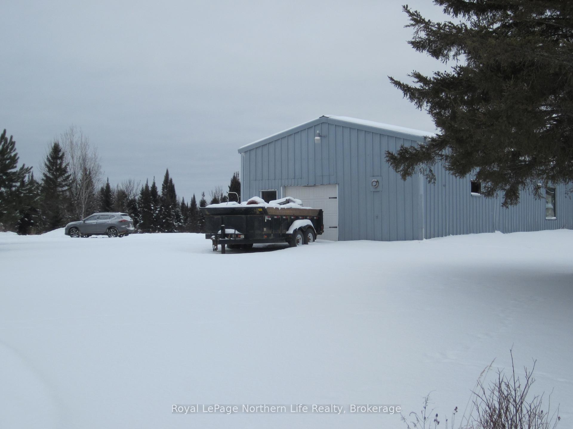 Photo 19 of 2131 Papineau Road E, Papineau-Cameron, Papineau Cameron — HOMEH