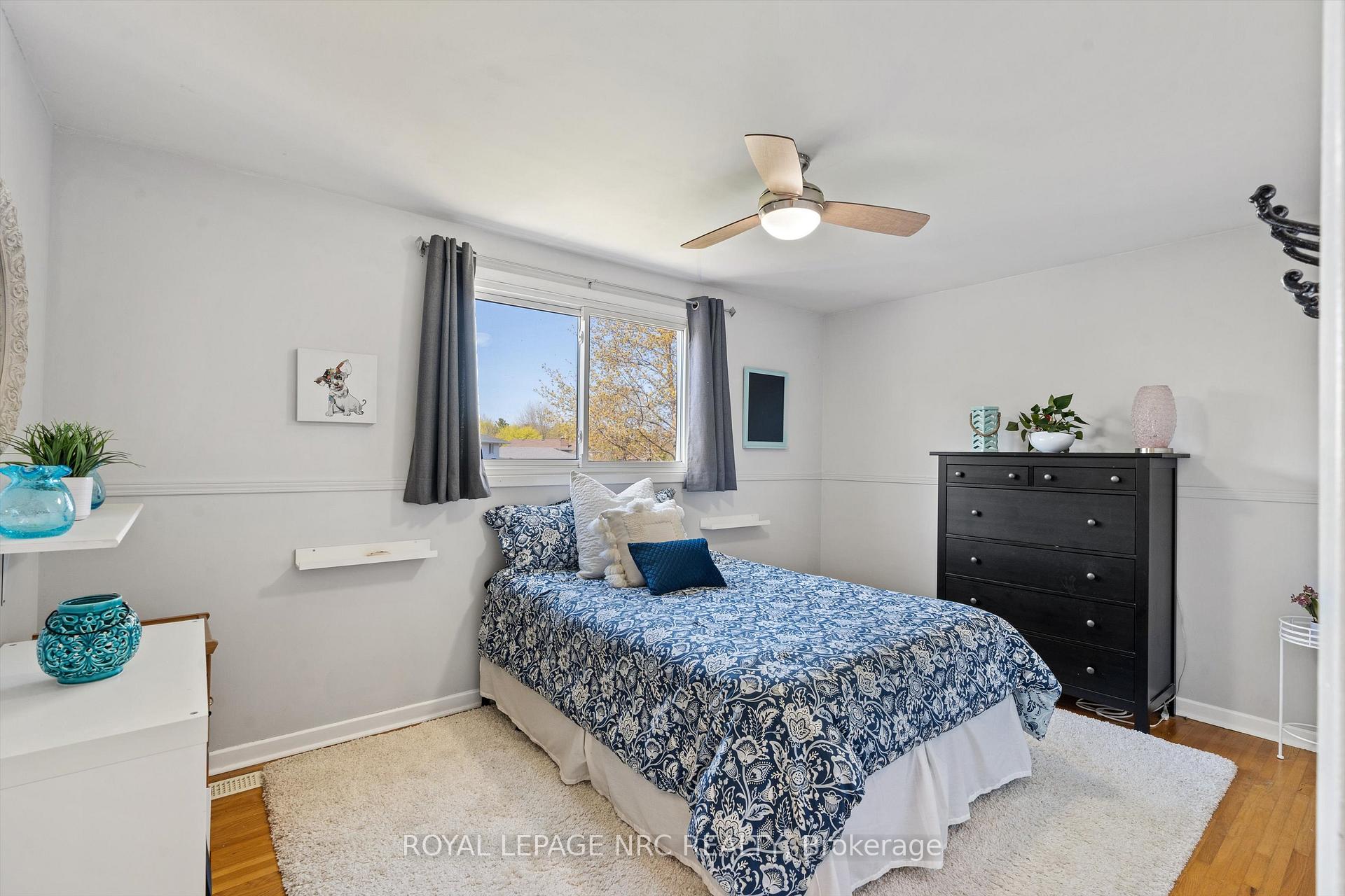 Photo 21 of 34 Crown Street, St. Catharines, Vine/Linwell — HOMEH