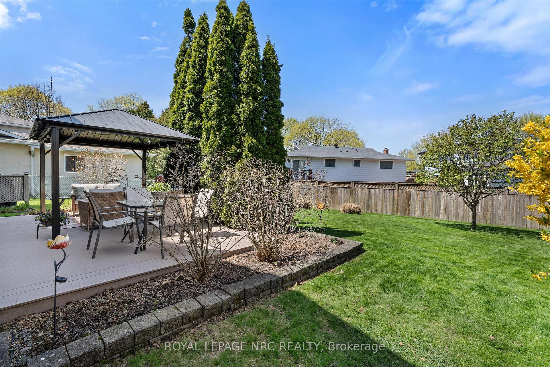Photo 31 of 34 Crown Street, St. Catharines, Vine/Linwell — HOMEH