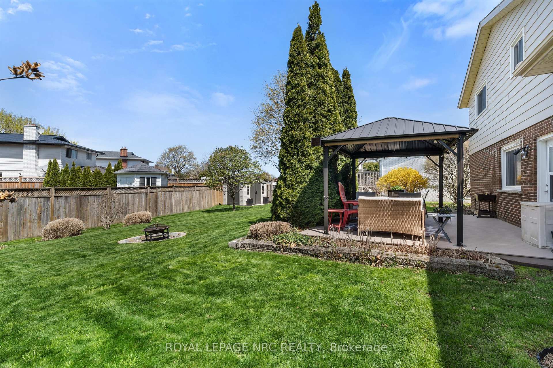 Photo 33 of 34 Crown Street, St. Catharines, Vine/Linwell — HOMEH