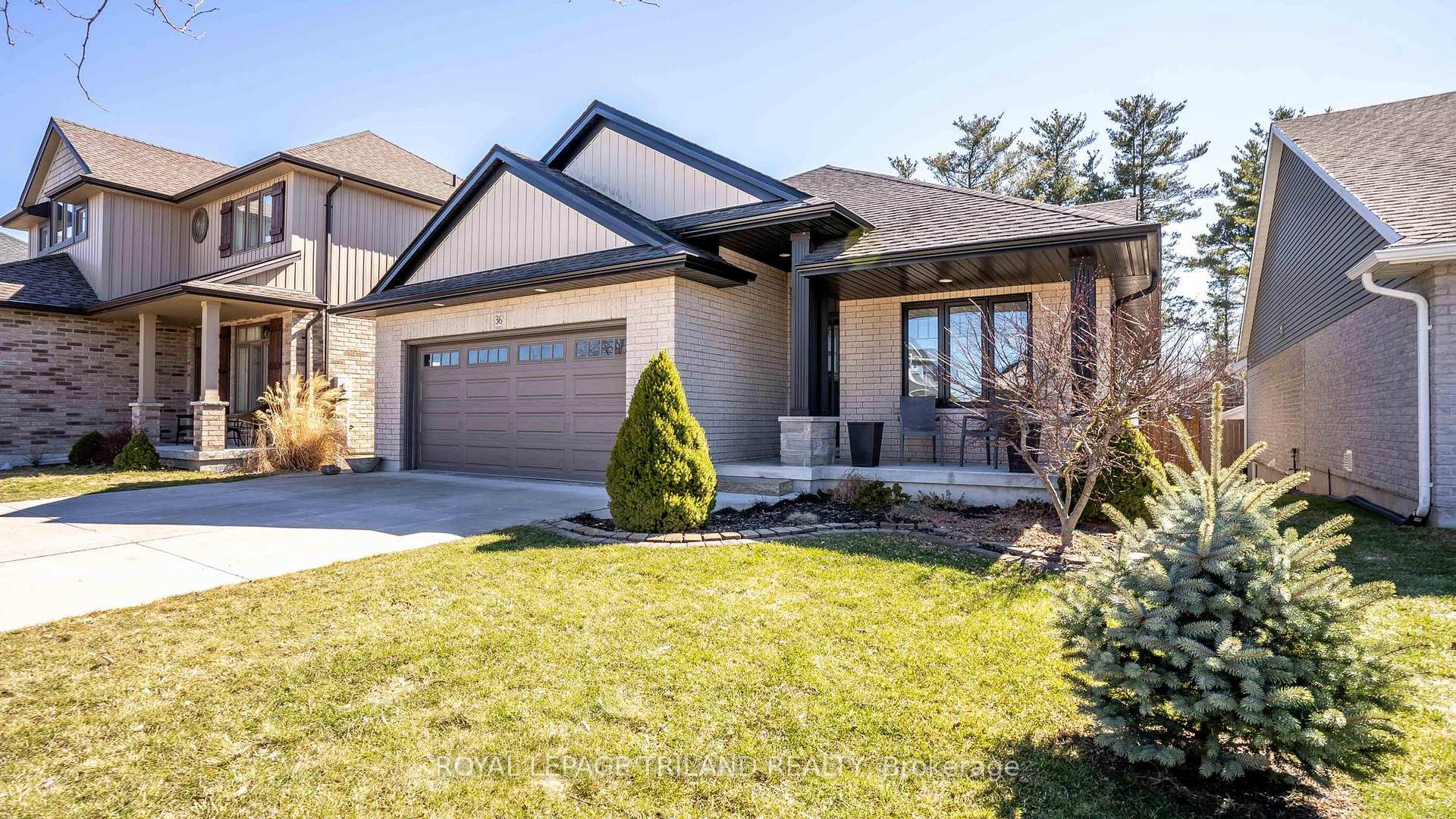 Photo 2 of 36 Deerfield Court, St. Thomas — HOMEH