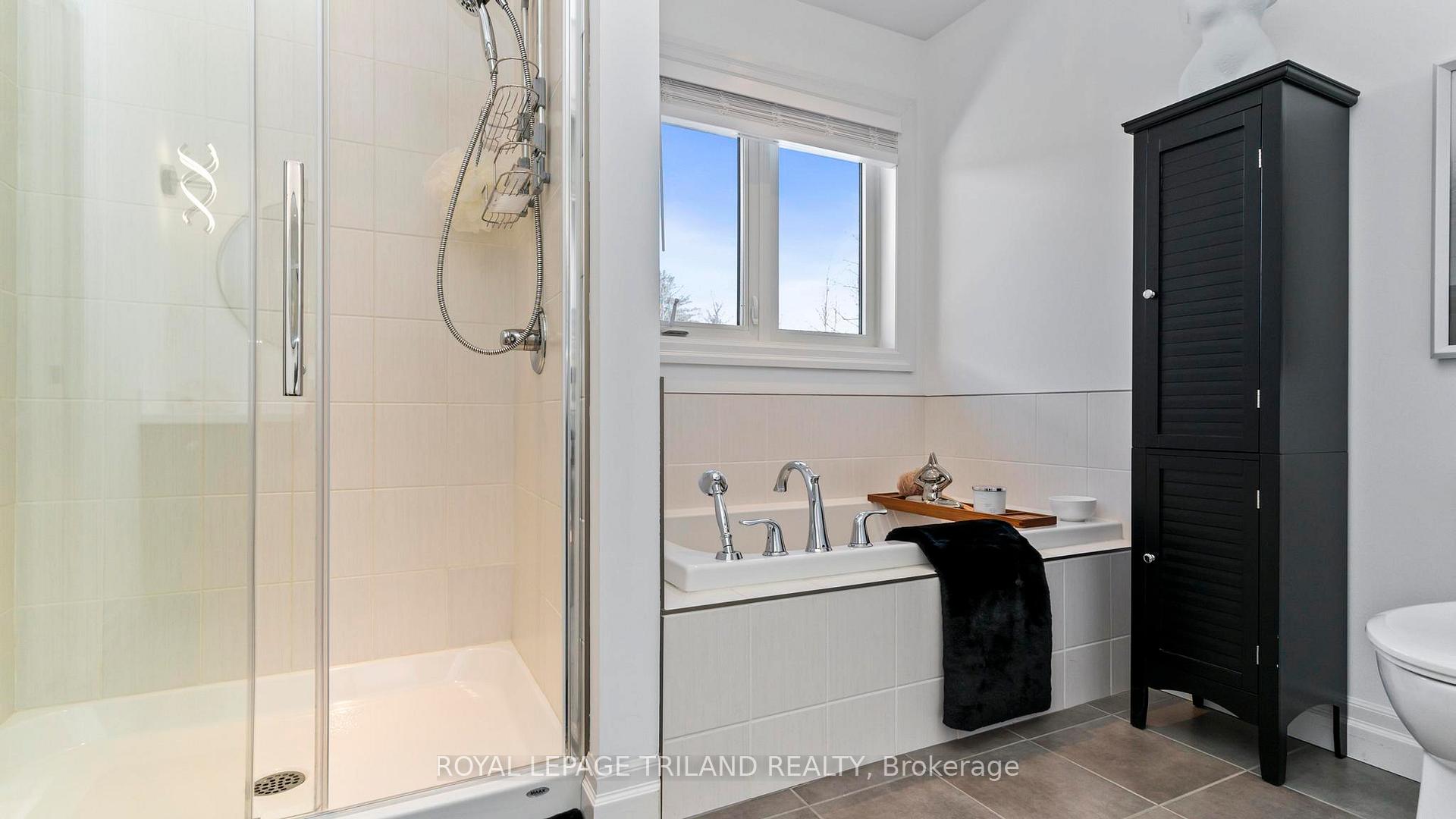 Photo 18 of 36 Deerfield Court, St. Thomas — HOMEH