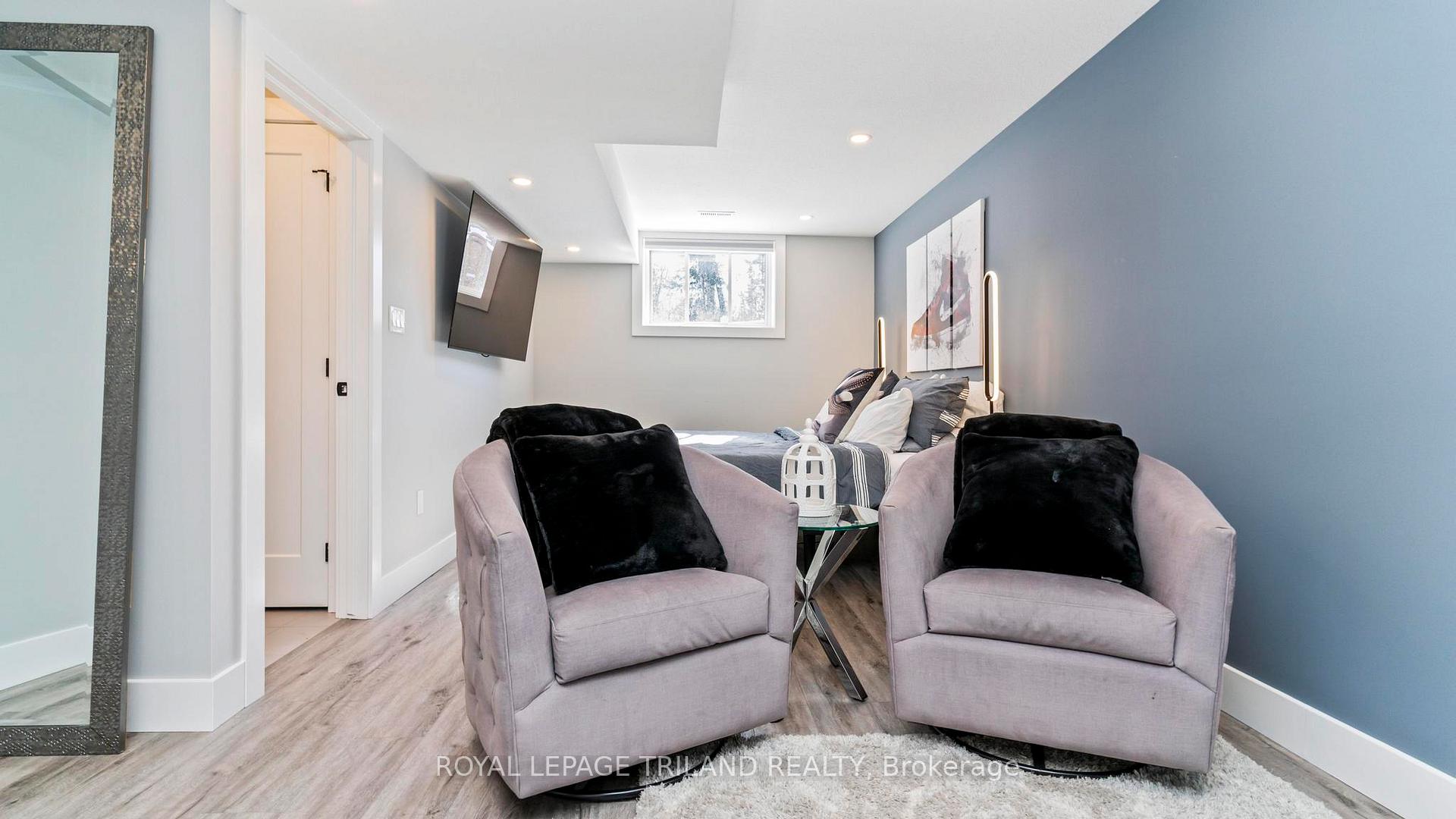 Photo 23 of 36 Deerfield Court, St. Thomas — HOMEH