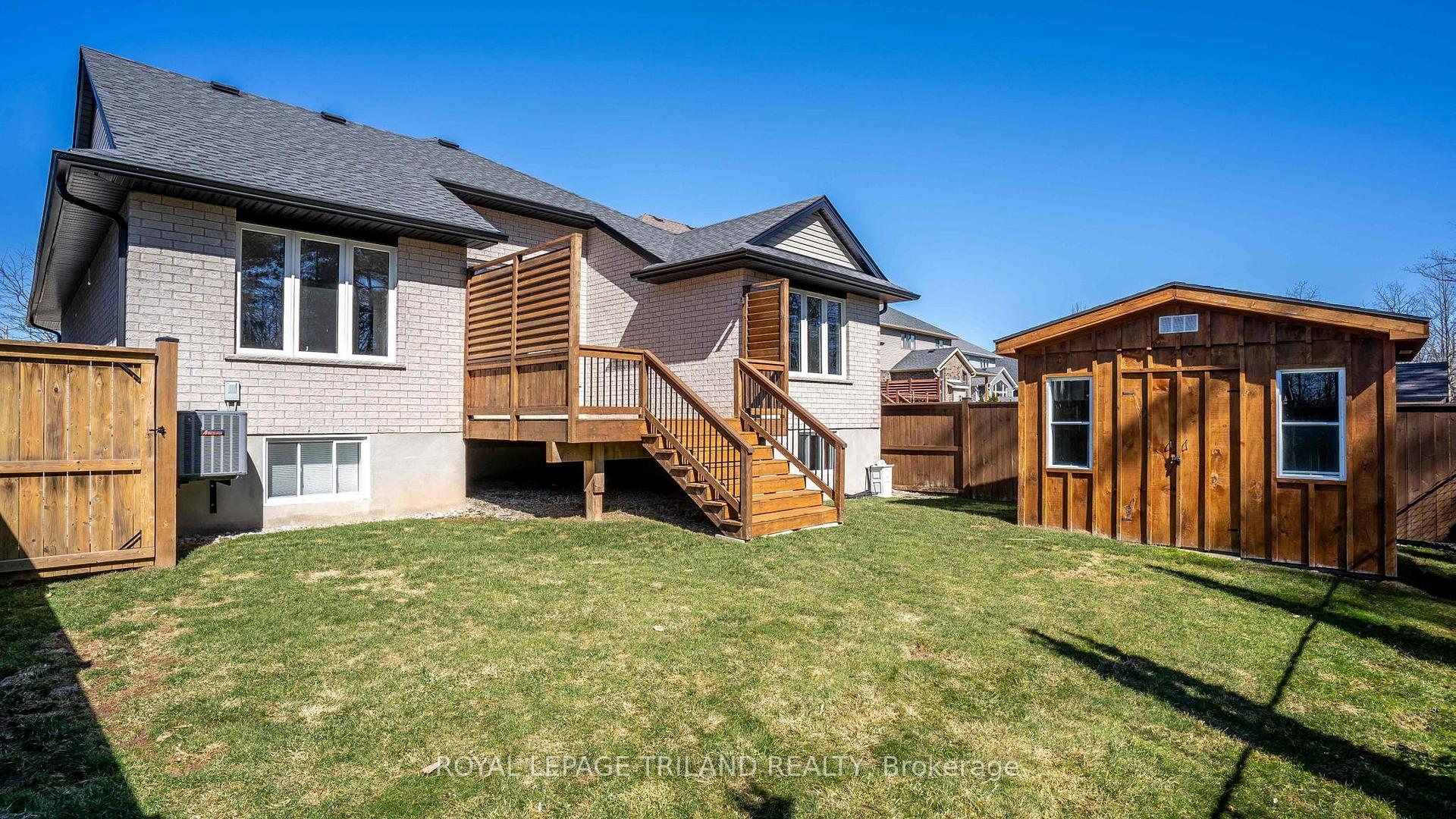 Photo 33 of 36 Deerfield Court, St. Thomas — HOMEH