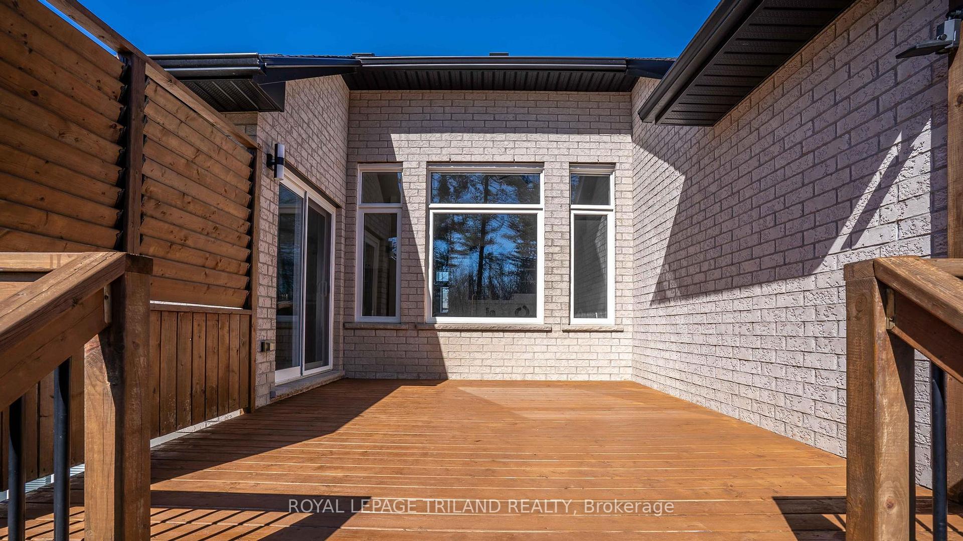 Photo 35 of 36 Deerfield Court, St. Thomas — HOMEH