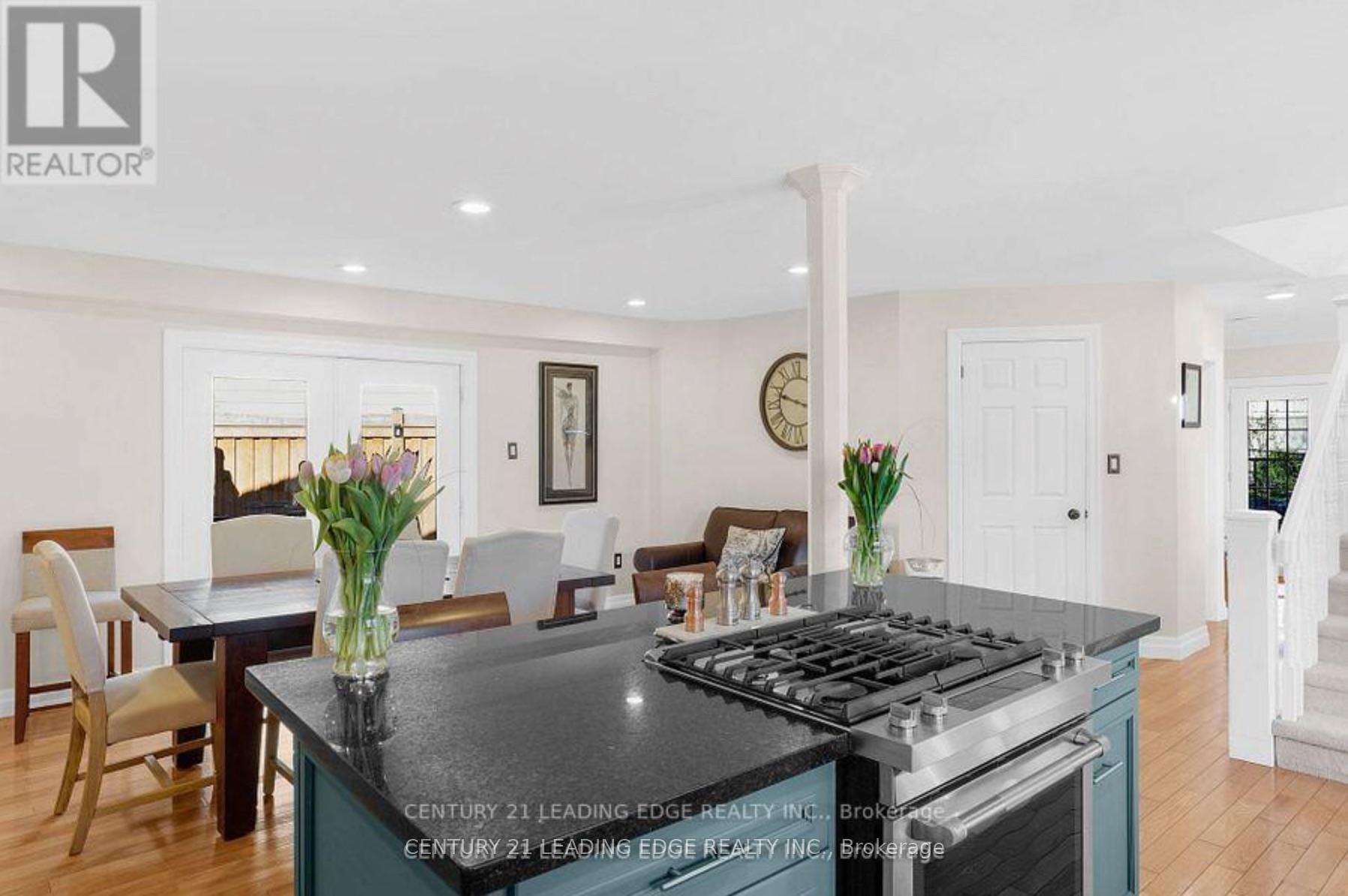 Photo 12 of 126 Lloyminn Avenue, Hamilton, Ancaster — HOMEH