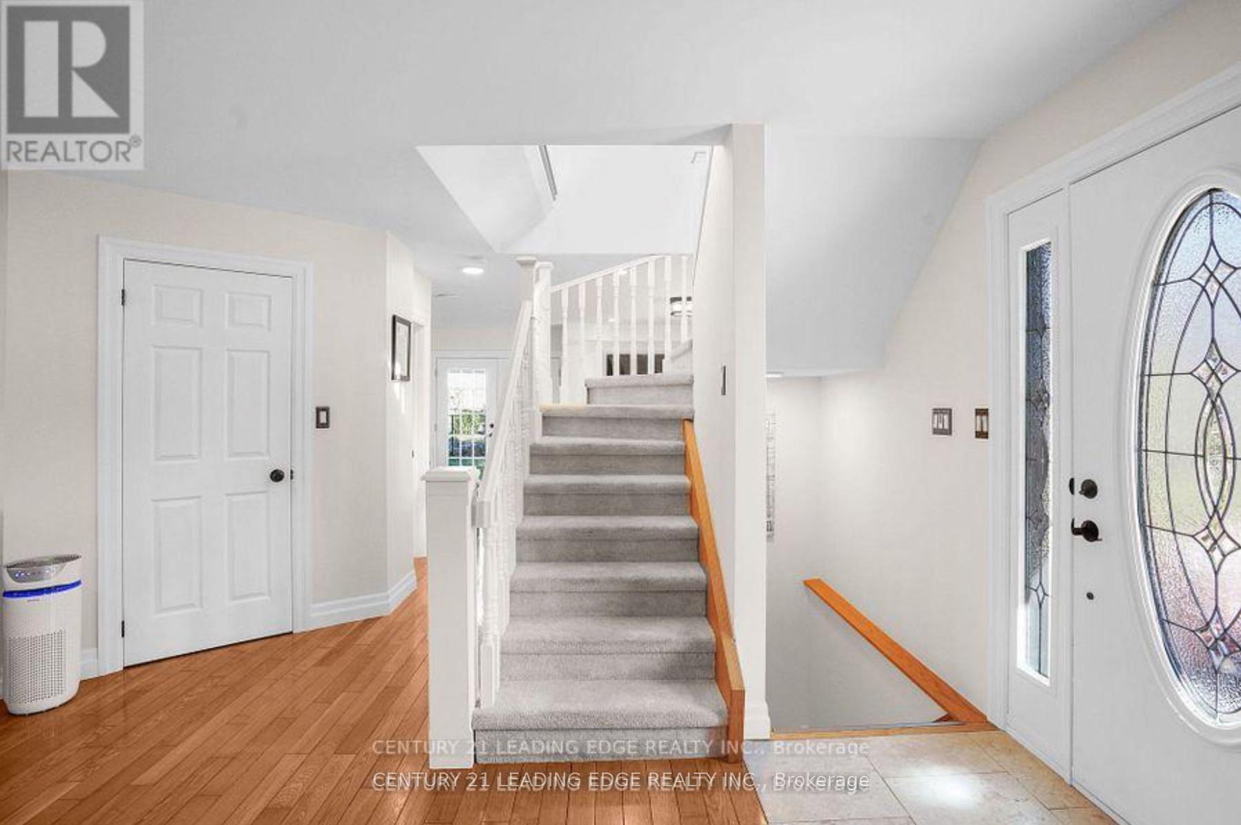 Photo 17 of 126 Lloyminn Avenue, Hamilton, Ancaster — HOMEH