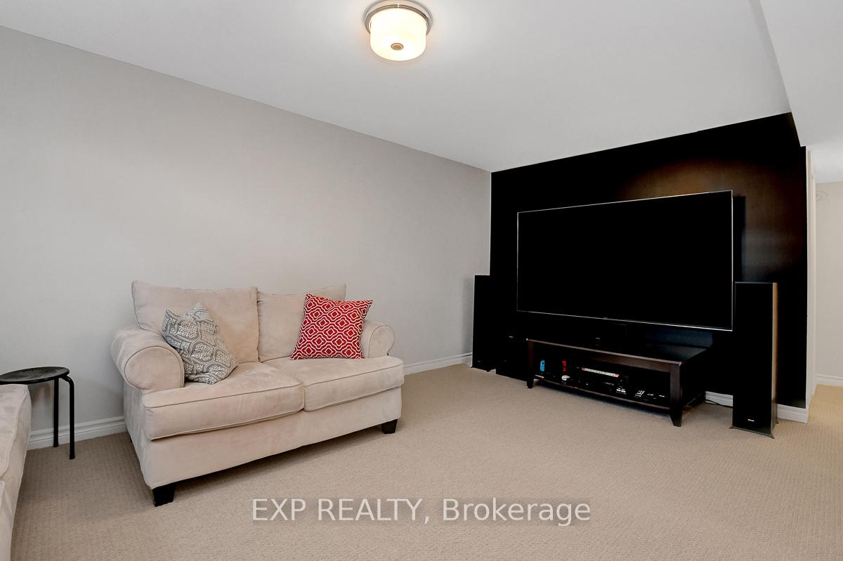 Photo 44 of 20 Angel Heights, Ottawa, Stittsville (South) — HOMEH