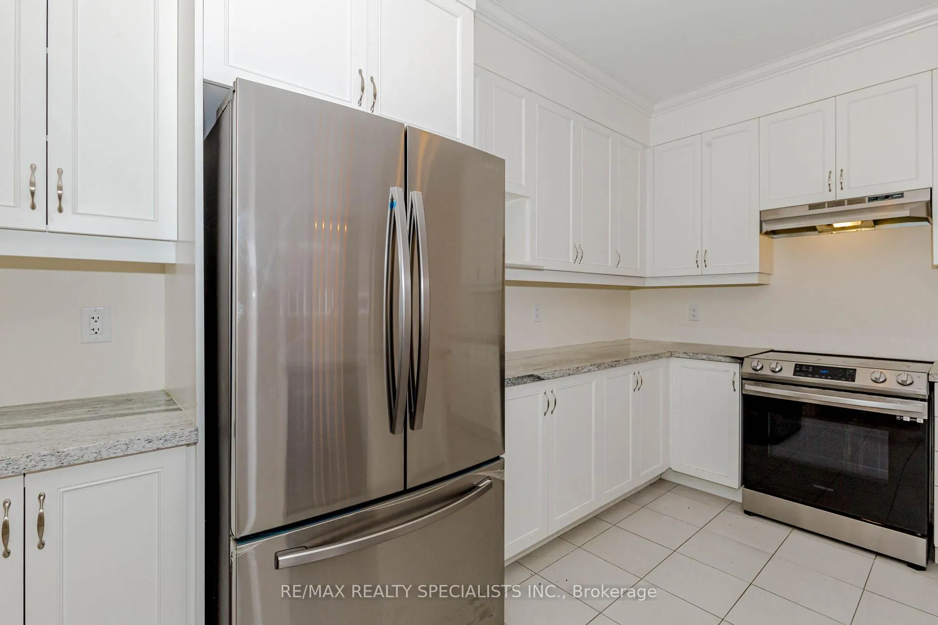 Photo 18 of Unit Upper, 74 Clockwork Drive, Brampton, Northwest Brampton — HOMEH