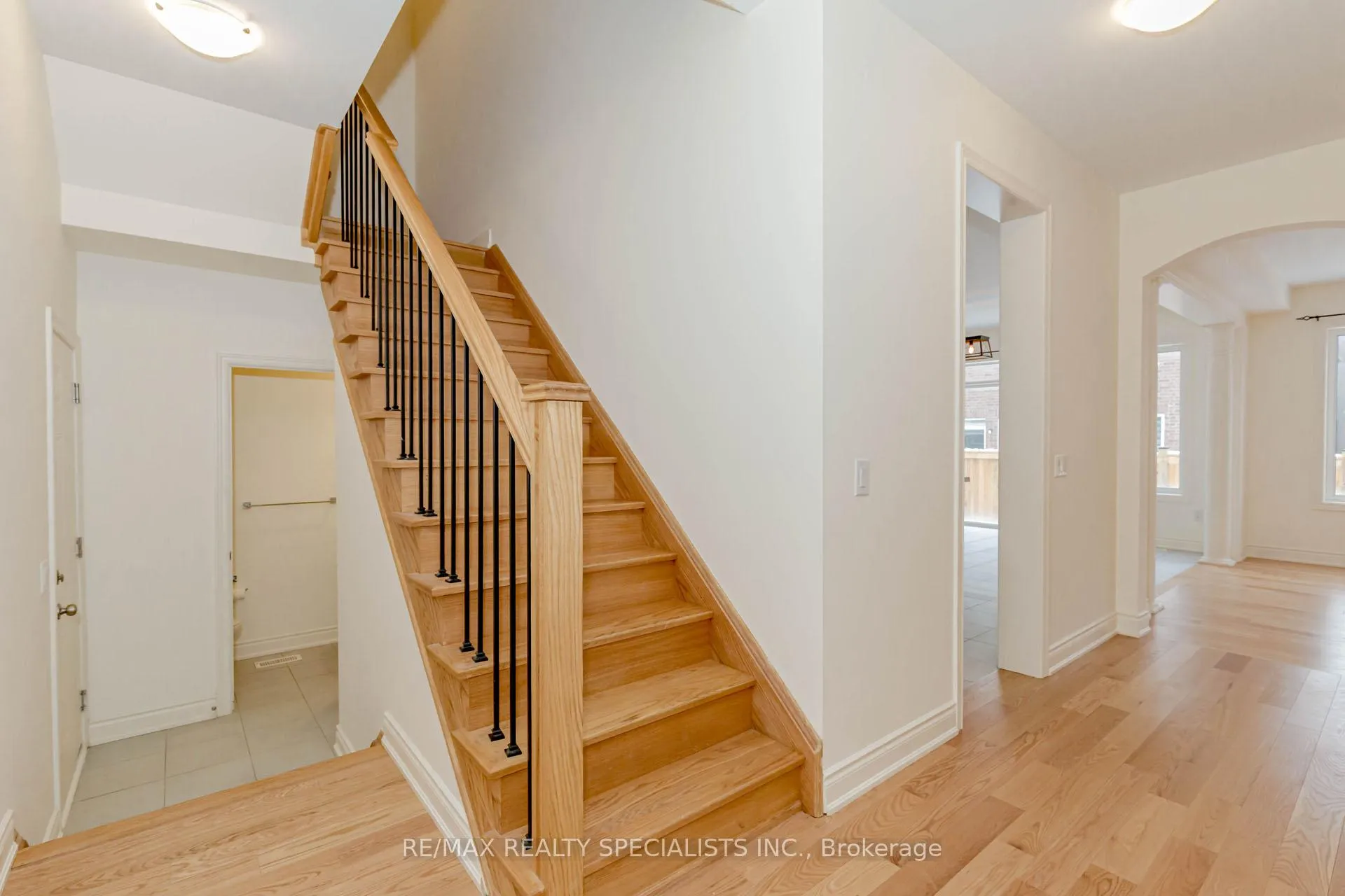 Photo 20 of Unit Upper, 74 Clockwork Drive, Brampton, Northwest Brampton — HOMEH