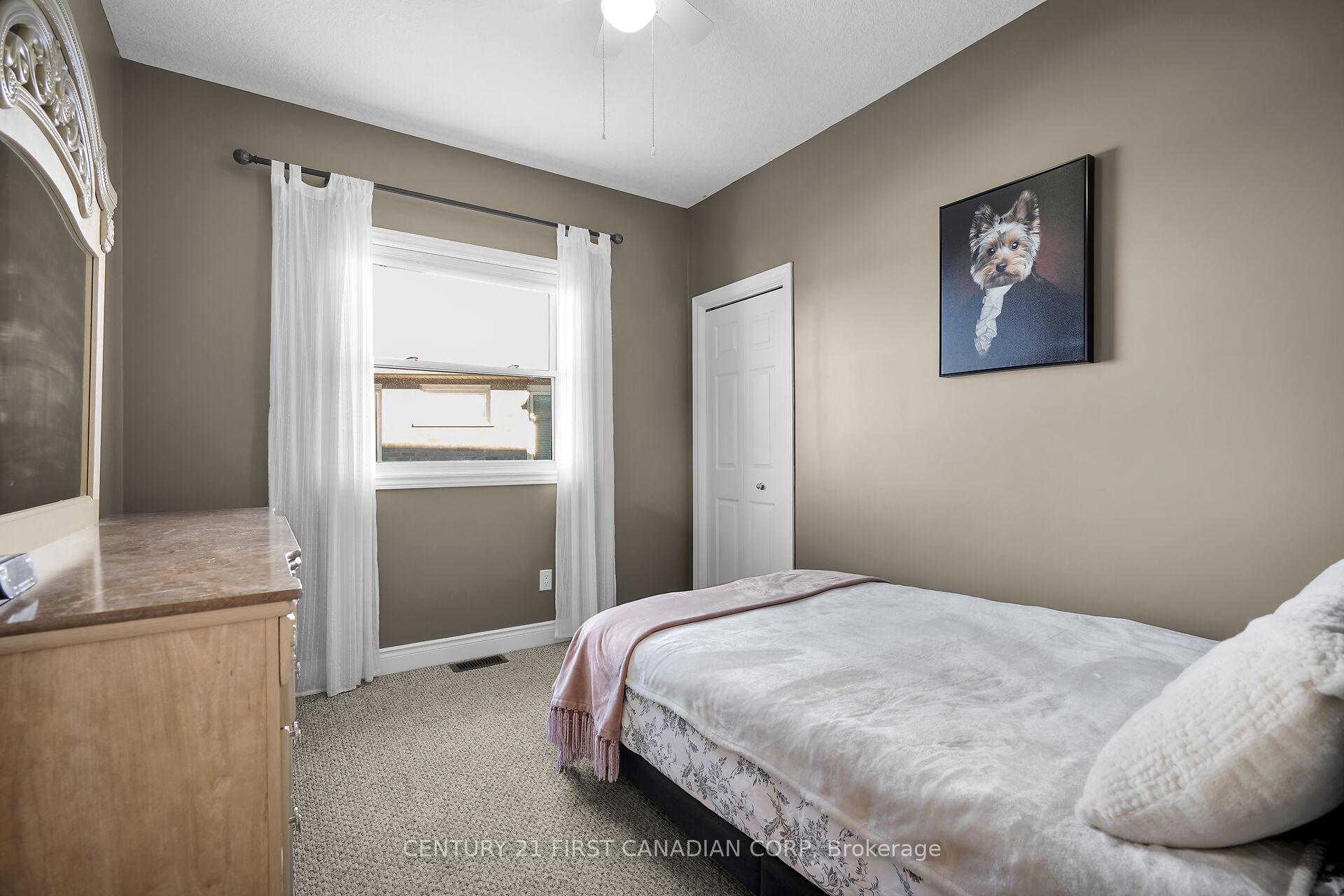 Photo 4 of 30 Hedges Court, St. Thomas — HOMEH